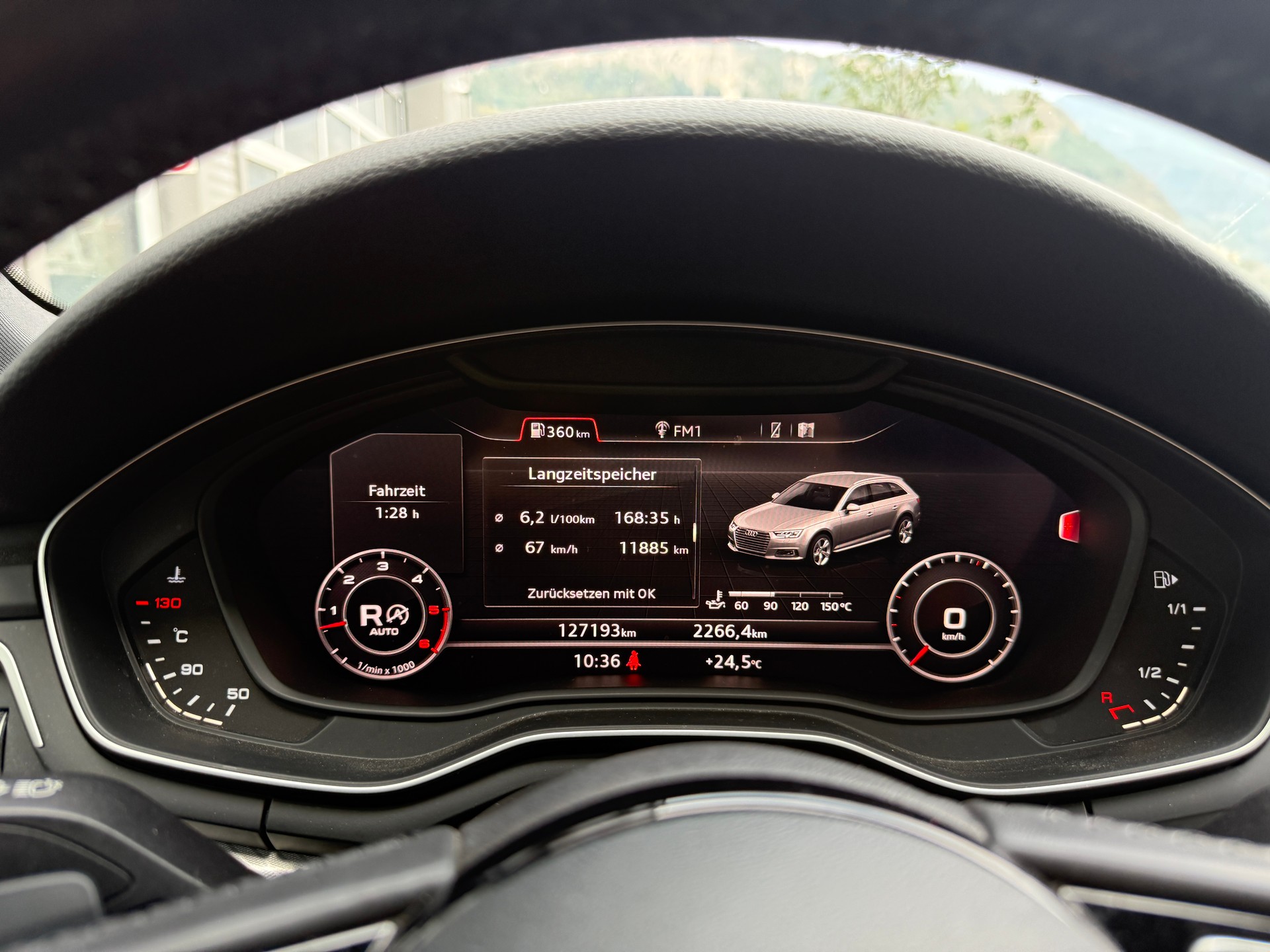 AUDI A4 Avant 3.0 TDI Design quattro S-tronic-image-9