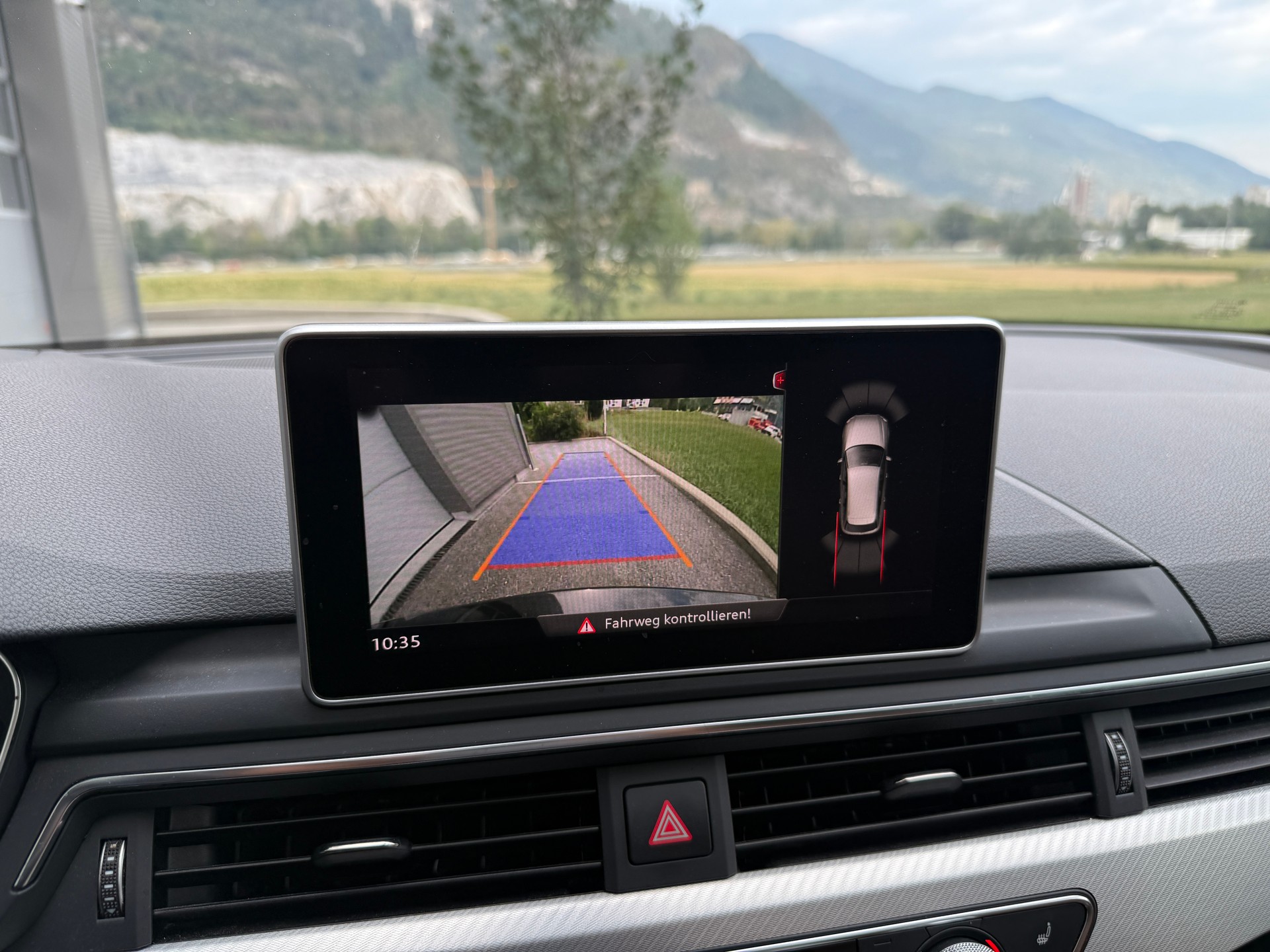 AUDI A4 Avant 3.0 TDI Design quattro S-tronic-image-8