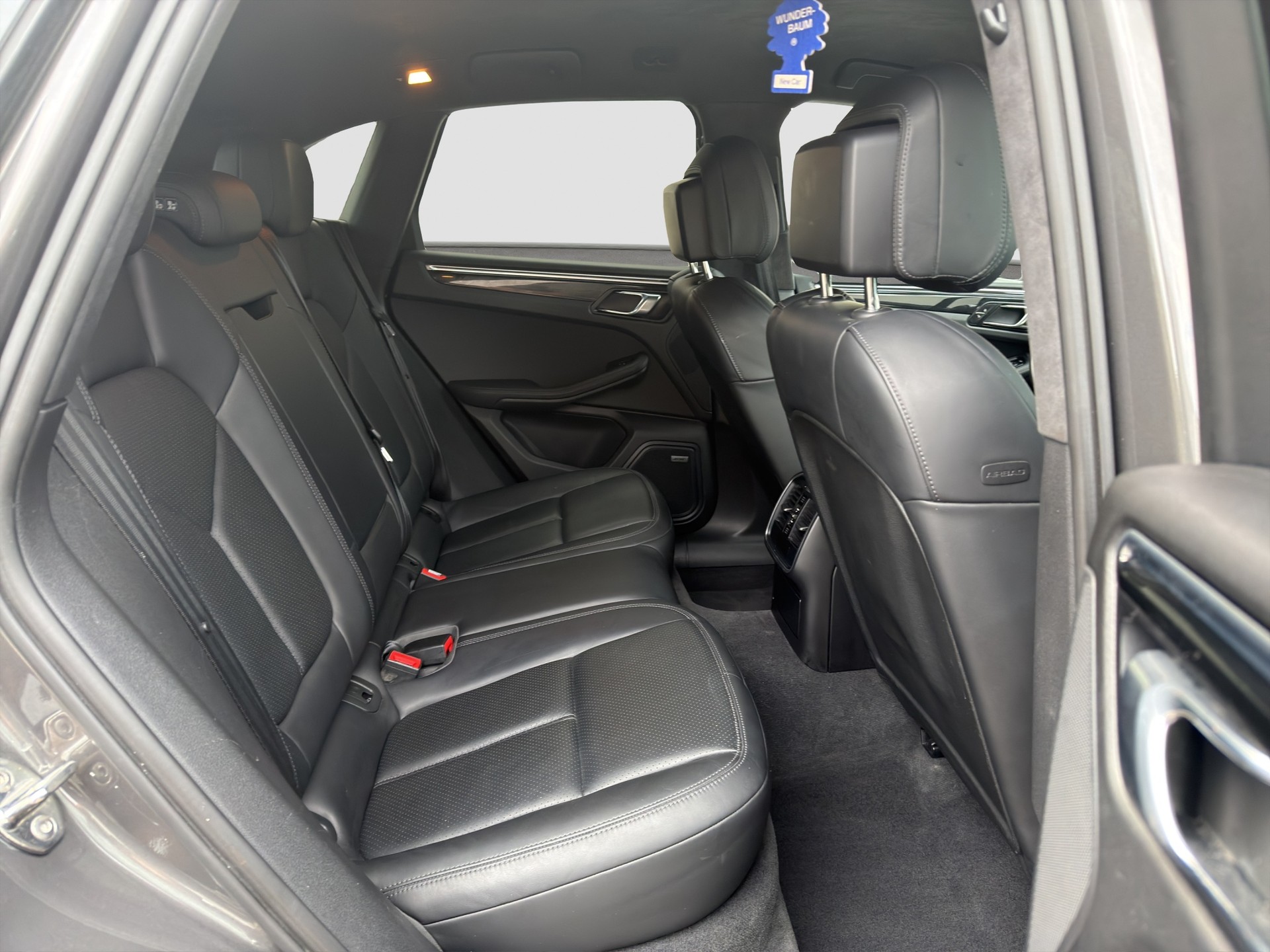 PORSCHE Macan Turbo PDK-image-14