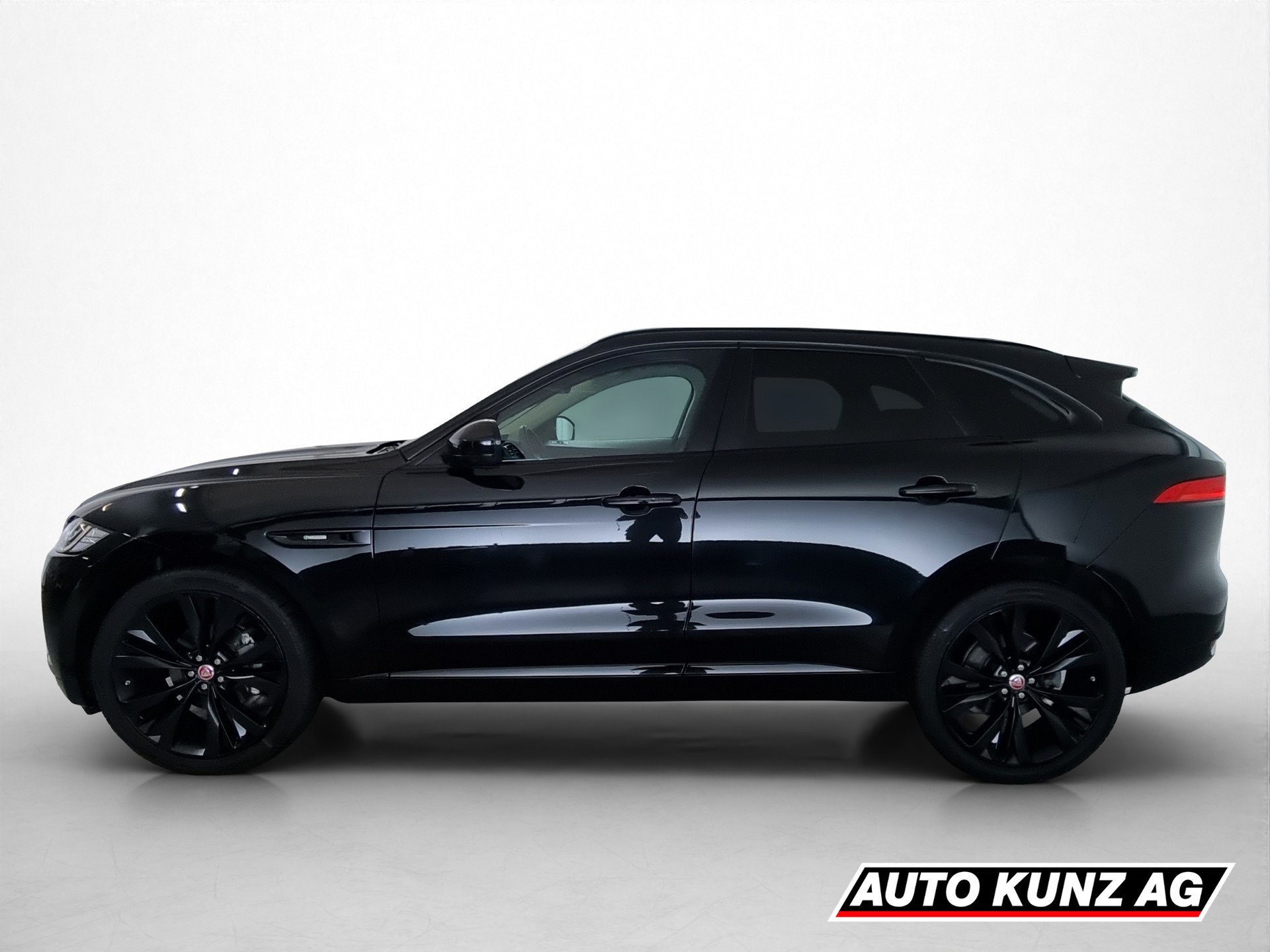 JAGUAR F-Pace 2.0 T 250 R-Sport AWD-image-2