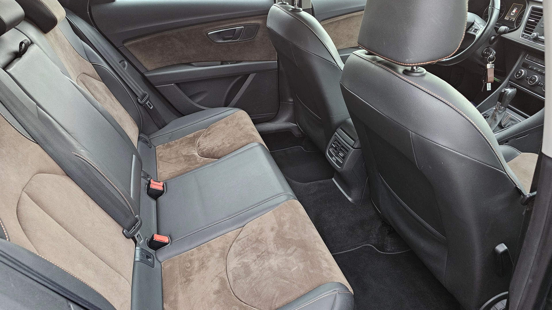 SEAT ST 1.8 TSI X-Perience 4Drive DSG-image-12