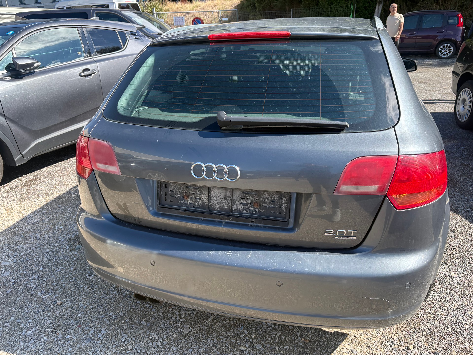 AUDI A3 Sportback 2.0 Turbo FSI Ambiente quattro-image-3