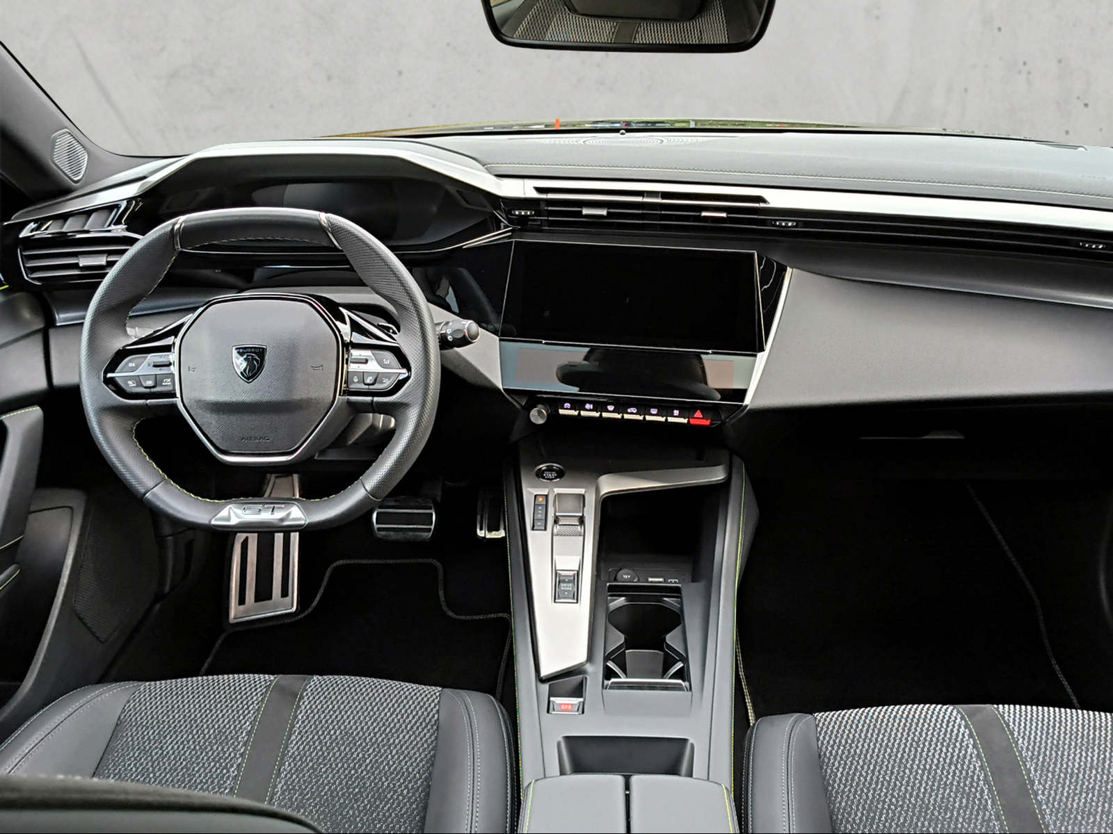 PEUGEOT 308 1.2 Hybrid GT-image-12