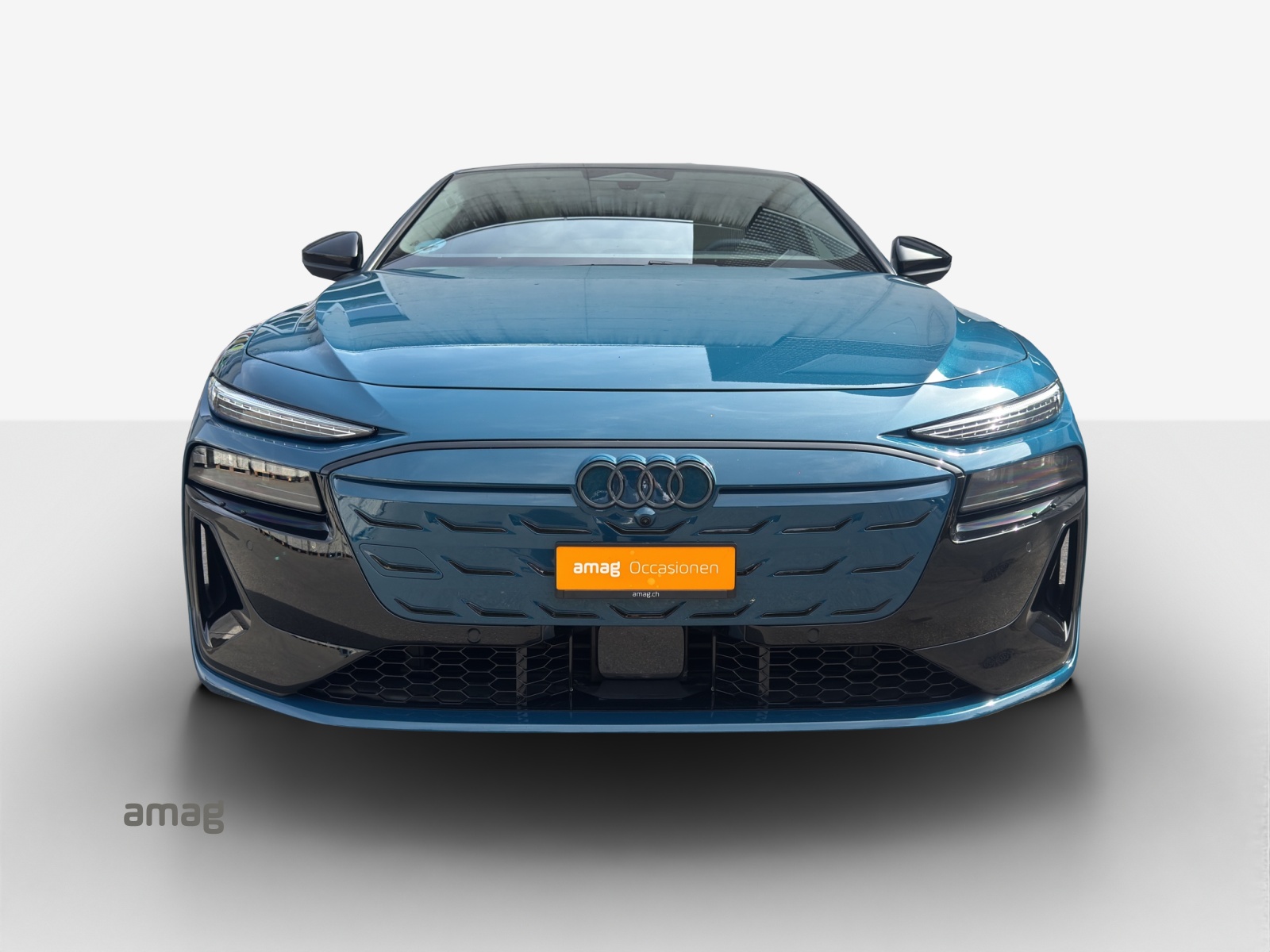 AUDI A6 Sportback e-tron quattro-image-6