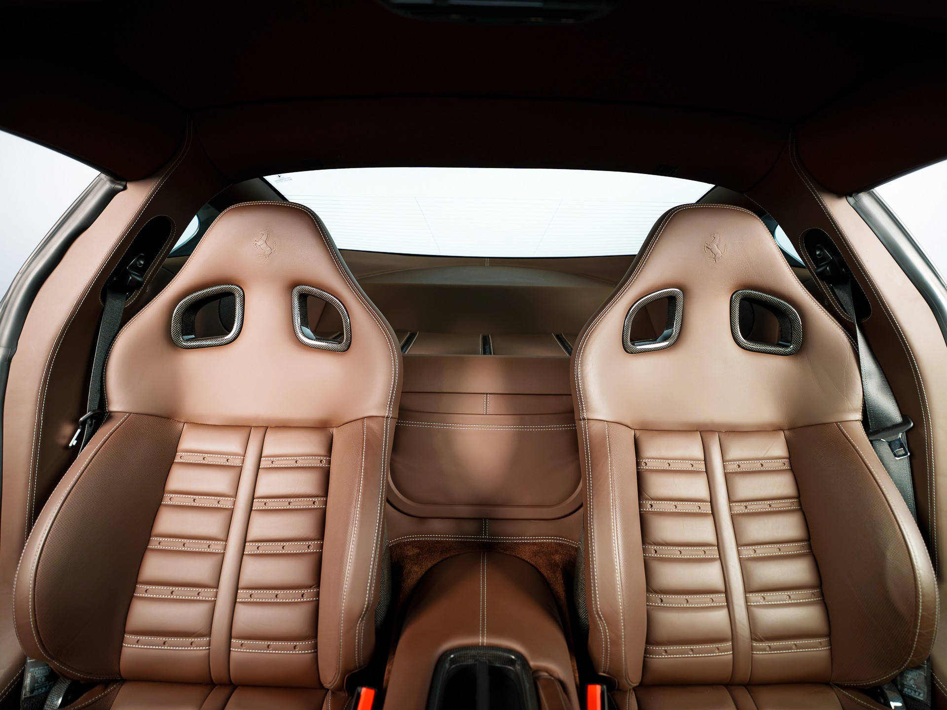 FERRARI 599 GTB-image-10