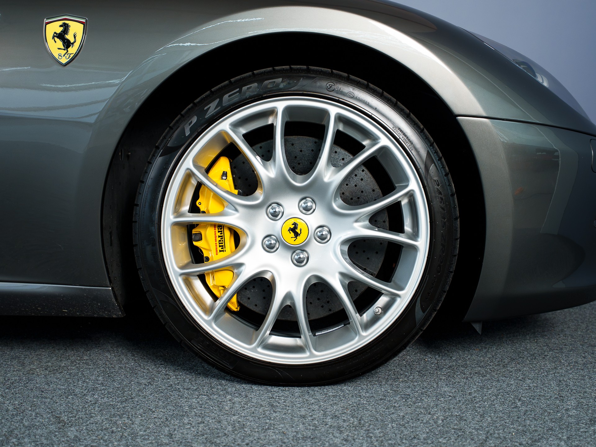 FERRARI 599 GTB-image-8