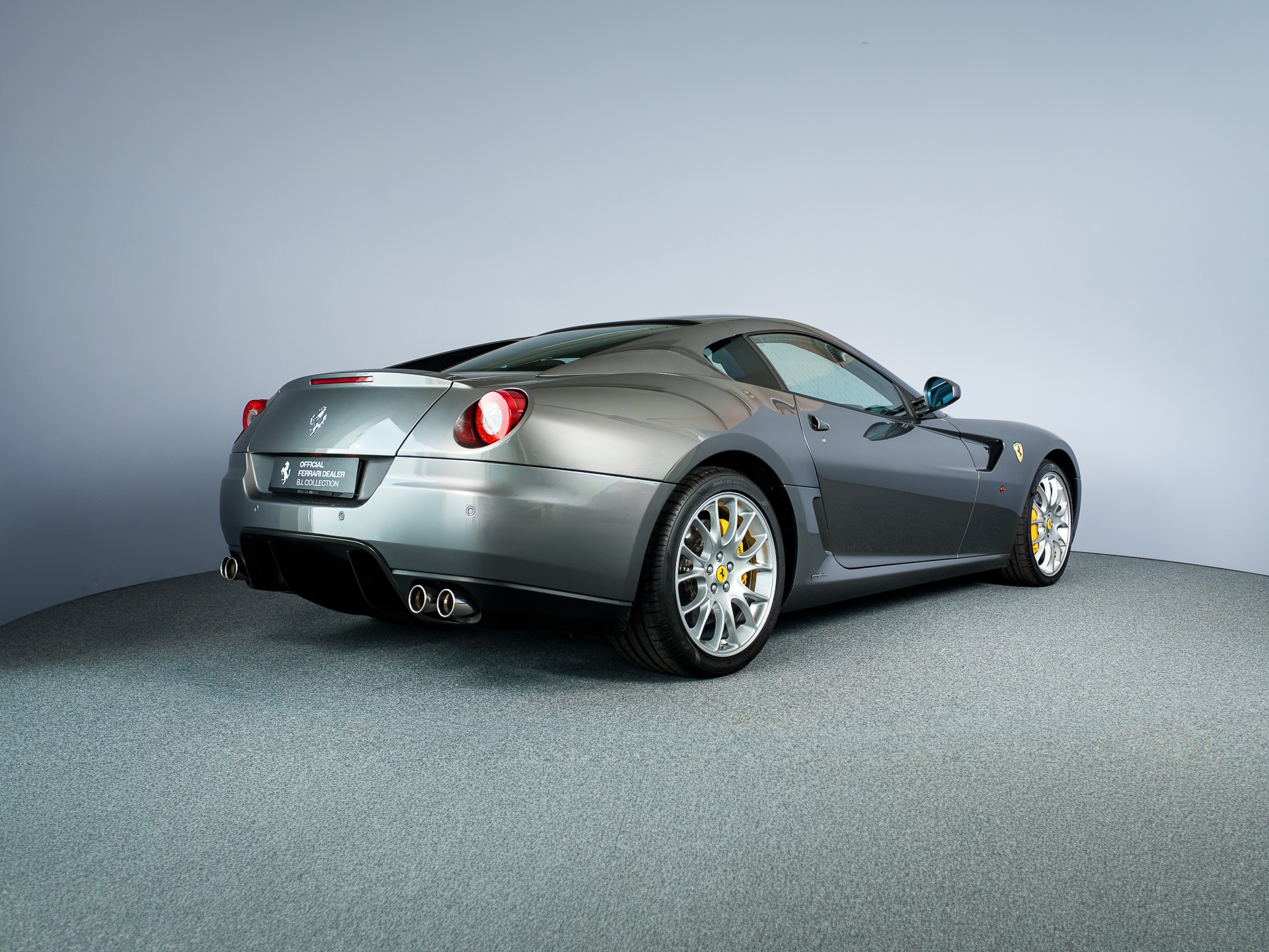 FERRARI 599 GTB-showroom-element-3