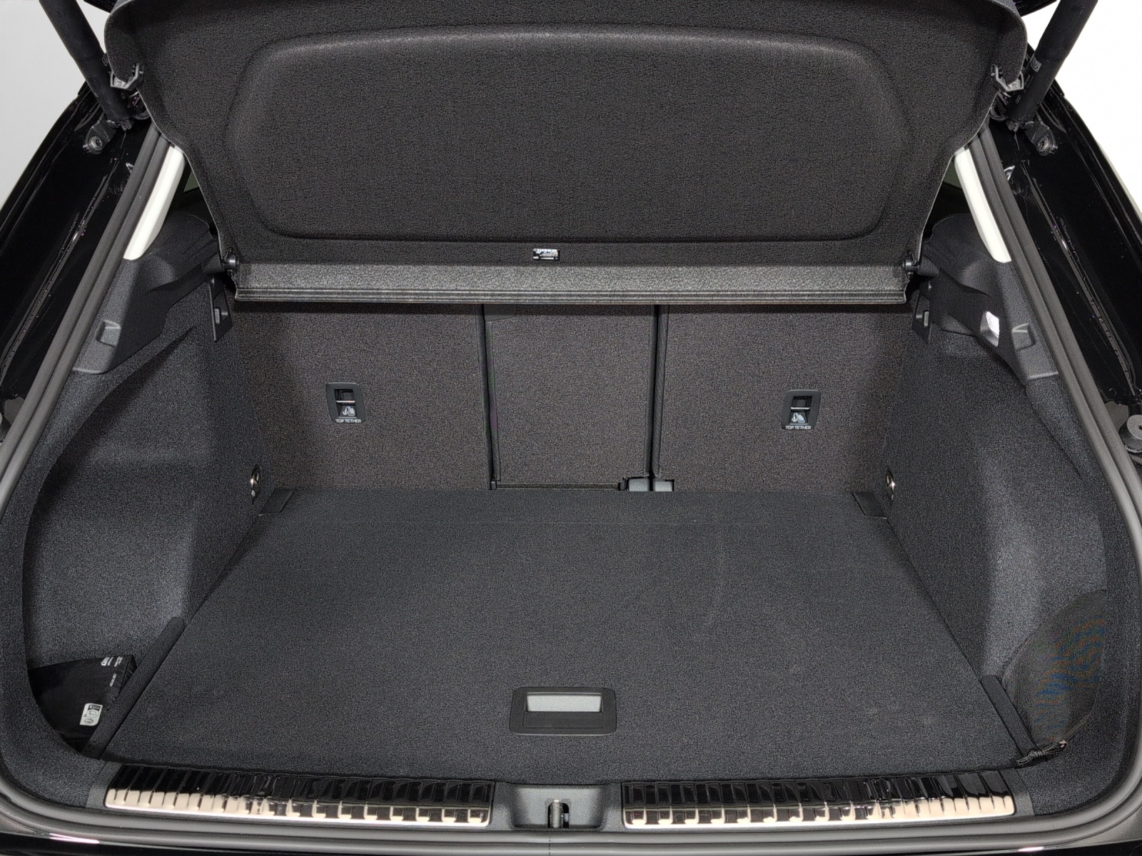 AUDI Q3 SUV TFSI quattro 150 kW S tronic-image-14
