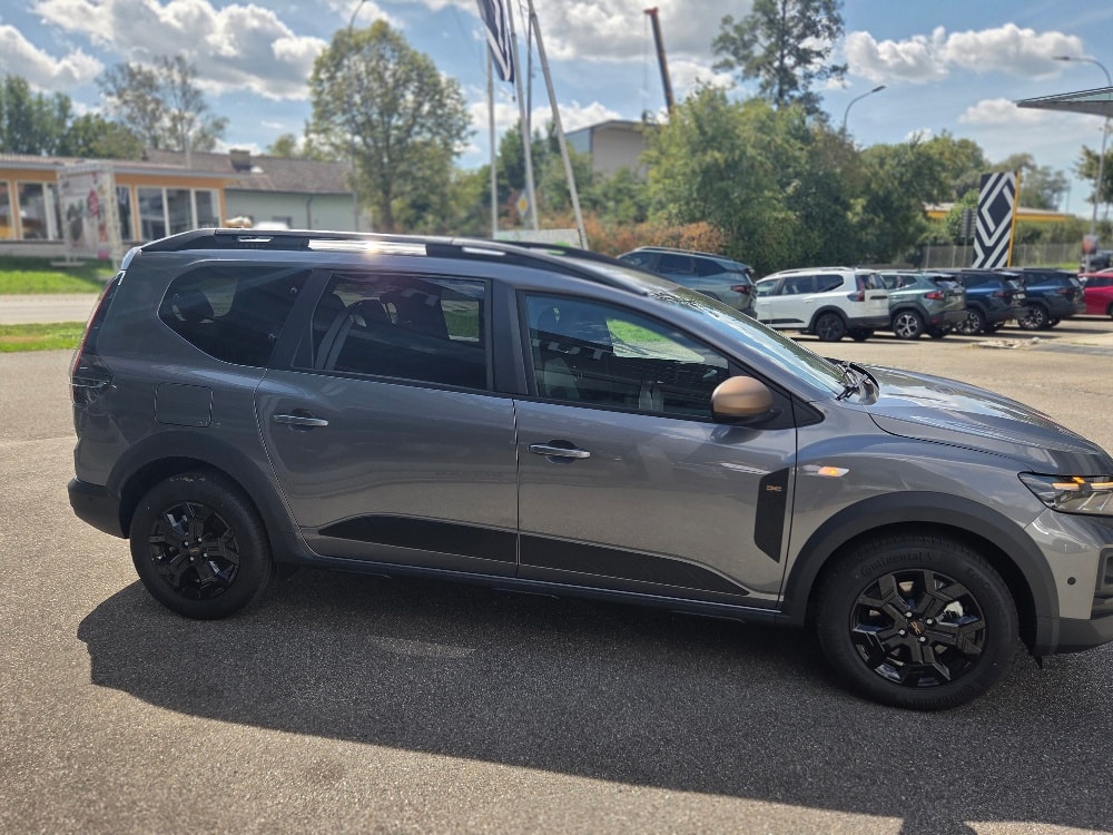 DACIA Jogger HEV 155 Extreme-image-3