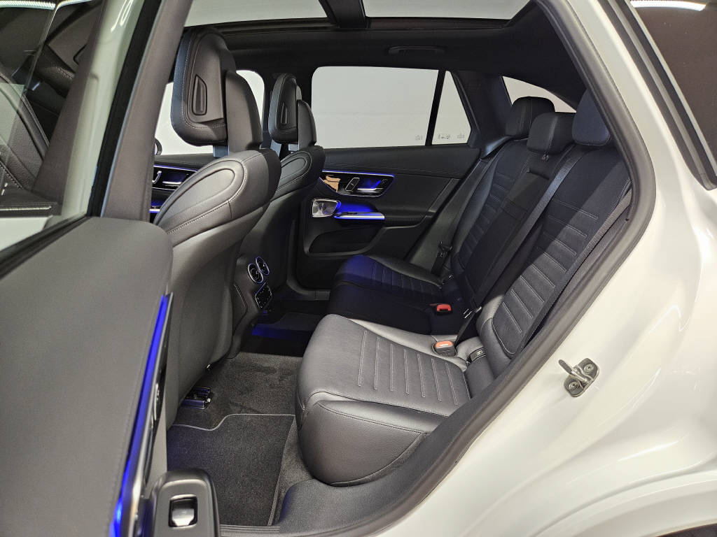 MERCEDES-BENZ GLC 400 e 4Matic AMG Line EQ Star-image-12
