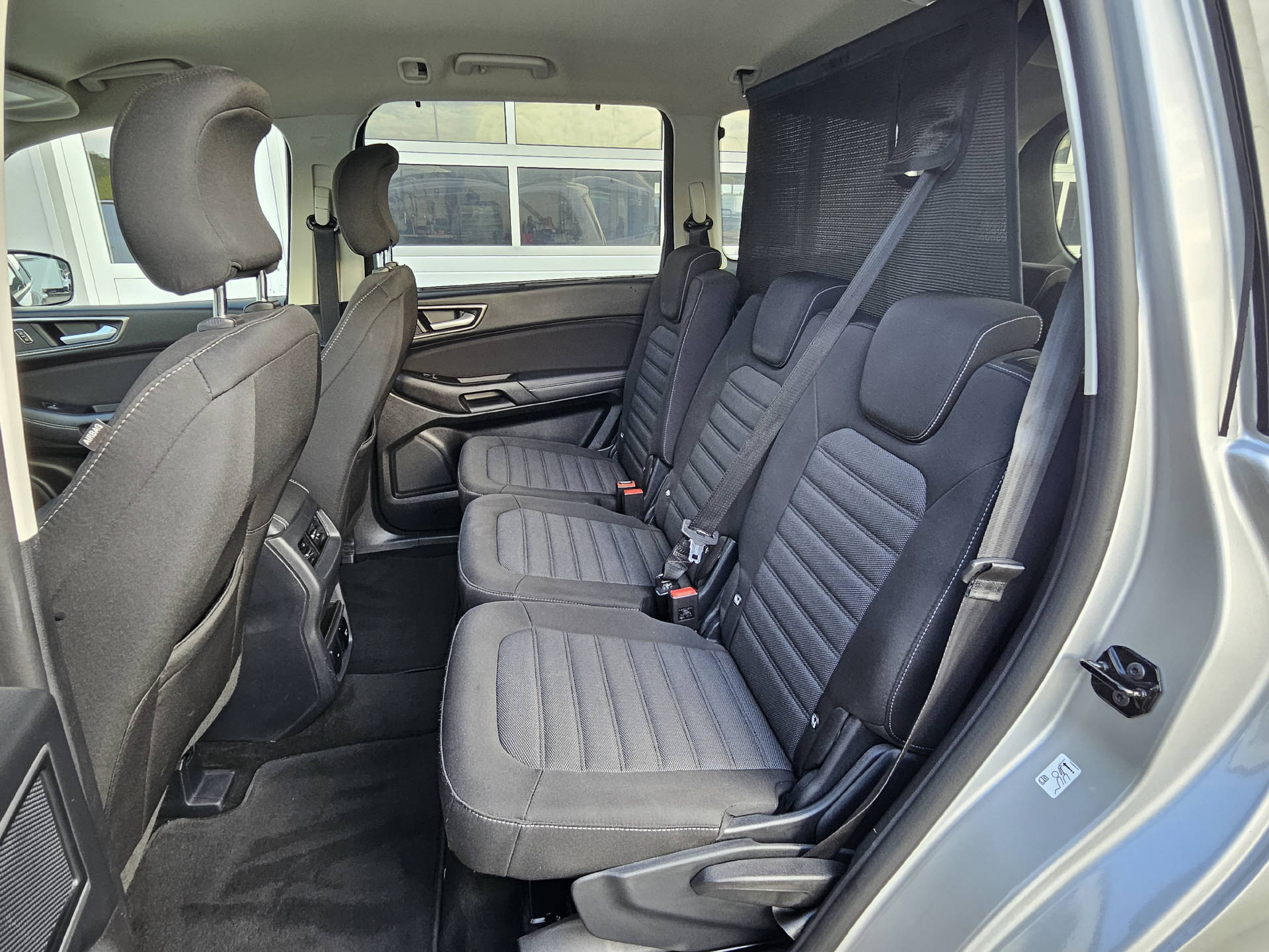 FORD Galaxy 2.0 TDCi 150 Trend * 8- fach bereift * Frisch ab Service * Inkl. Garantie *-image-13