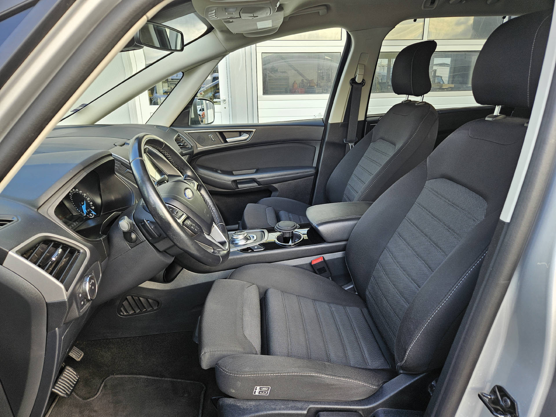 FORD Galaxy 2.0 TDCi 150 Trend * 8- fach bereift * Frisch ab Service * Inkl. Garantie *-image-10