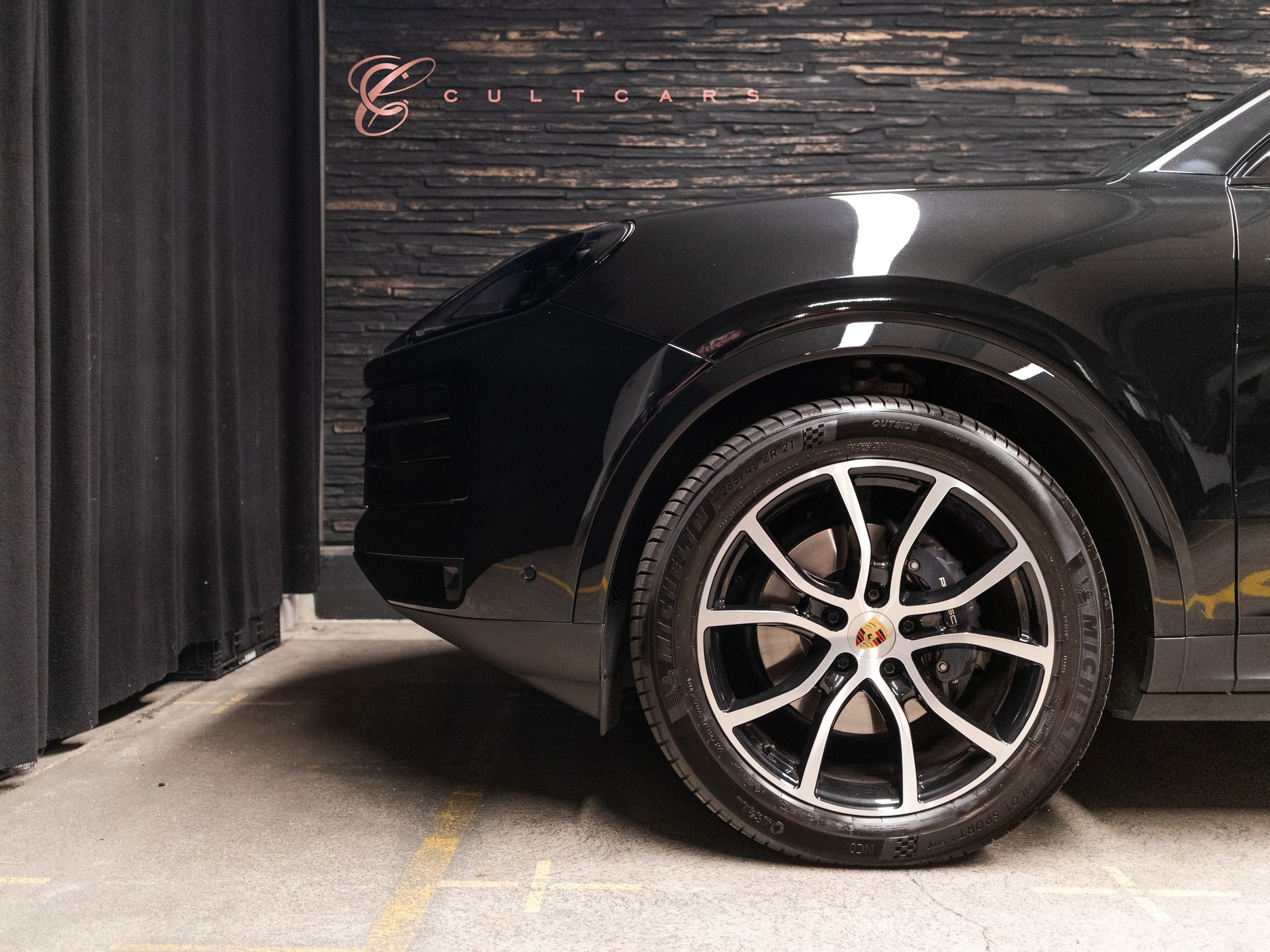 PORSCHE Cayenne Coupé Tiptronic-image-4