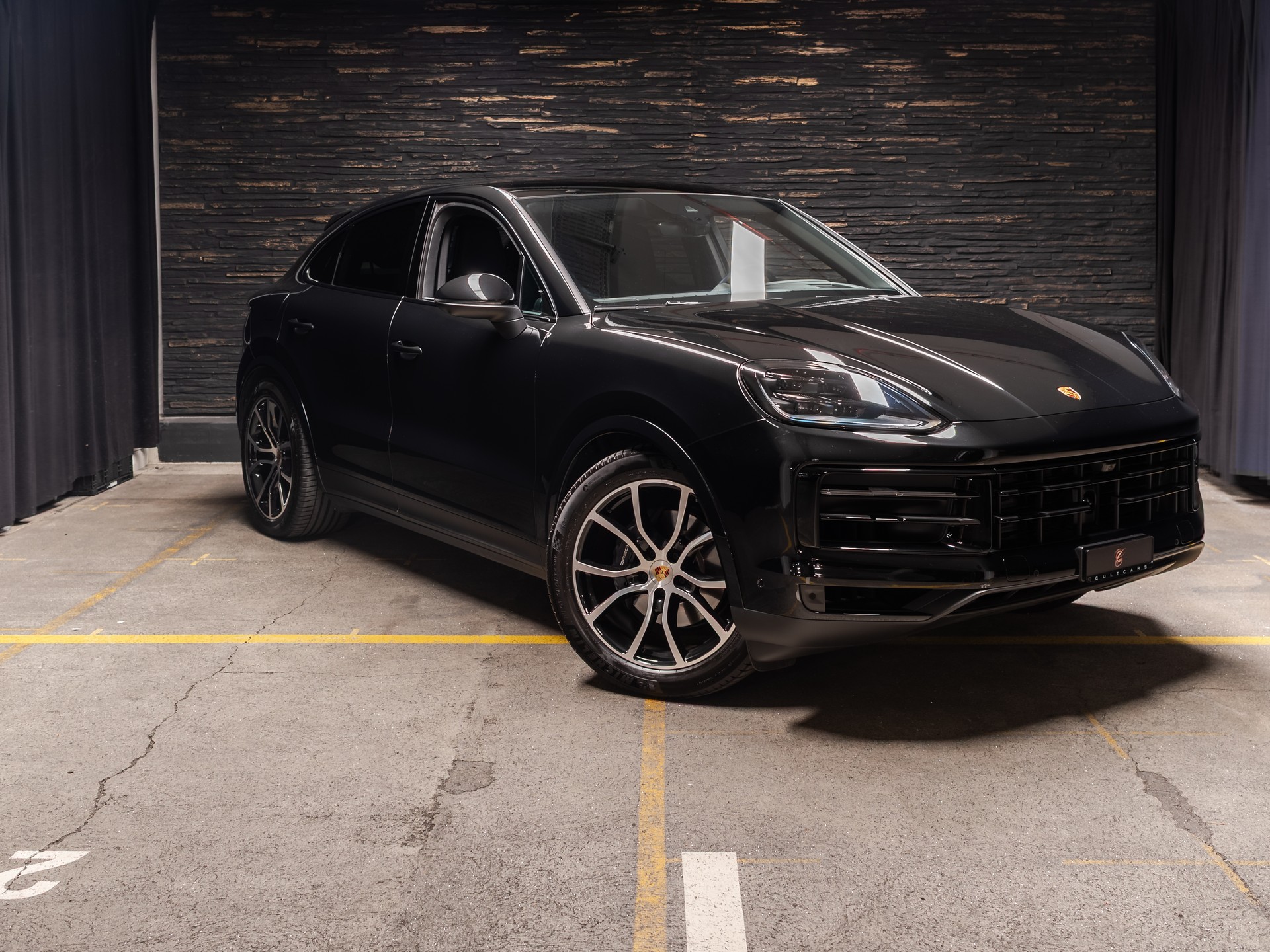 PORSCHE Cayenne Coupé Tiptronic-image-5