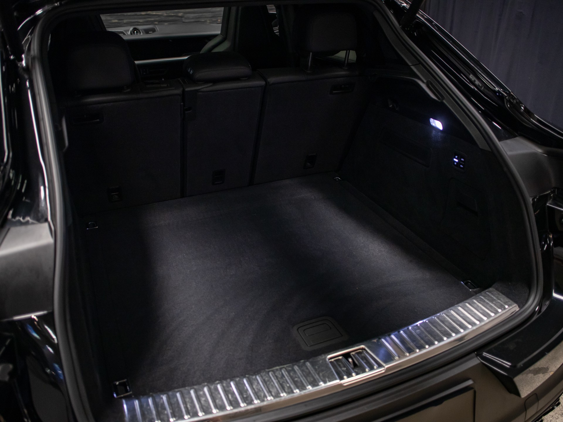 PORSCHE Cayenne Coupé Tiptronic-image-29