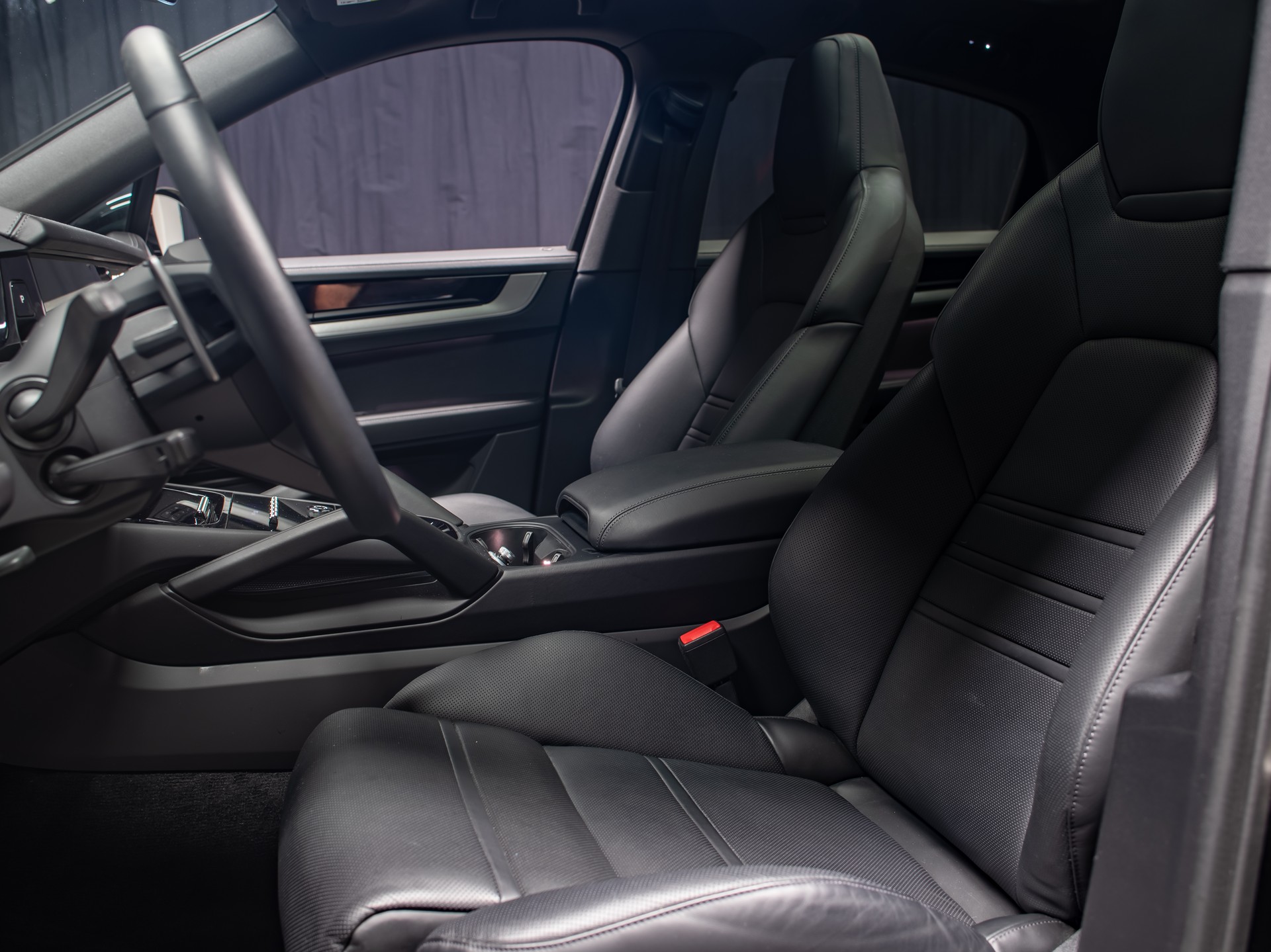 PORSCHE Cayenne Coupé Tiptronic-image-7