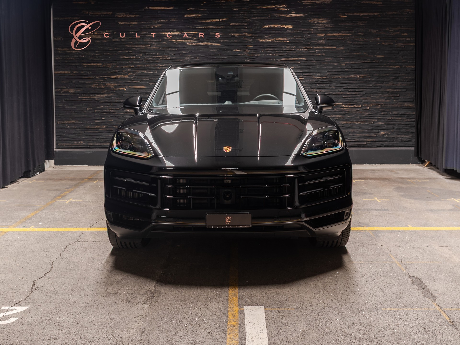 PORSCHE Cayenne Coupé Tiptronic-image-2