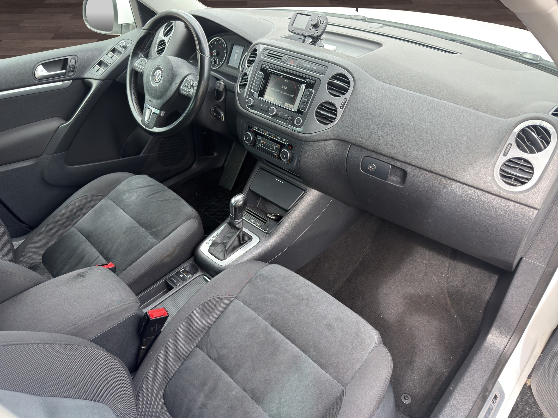 VW Tiguan 2.0 TSI Design 4Motion DSG-image-18