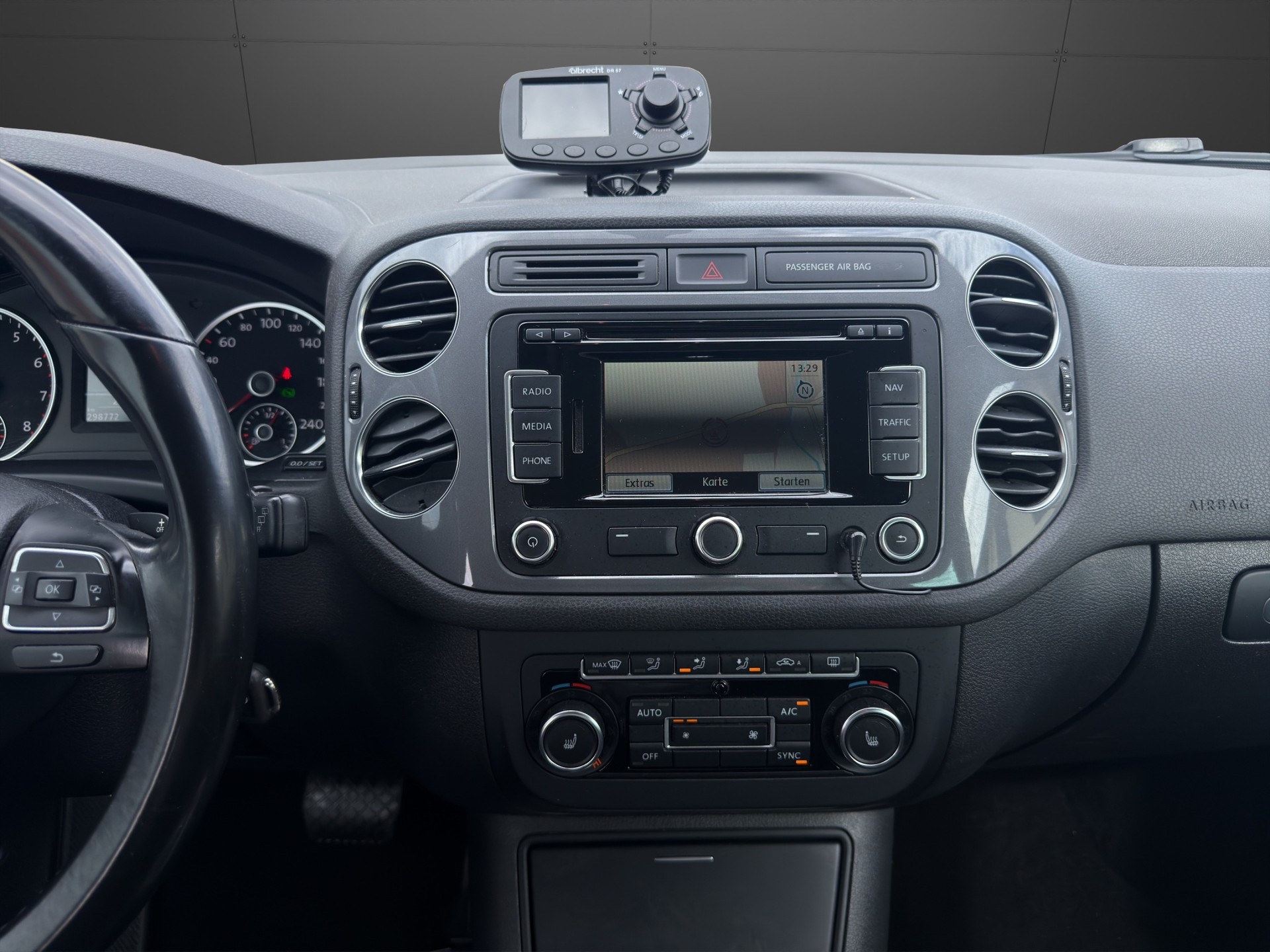 VW Tiguan 2.0 TSI Design 4Motion DSG-image-13