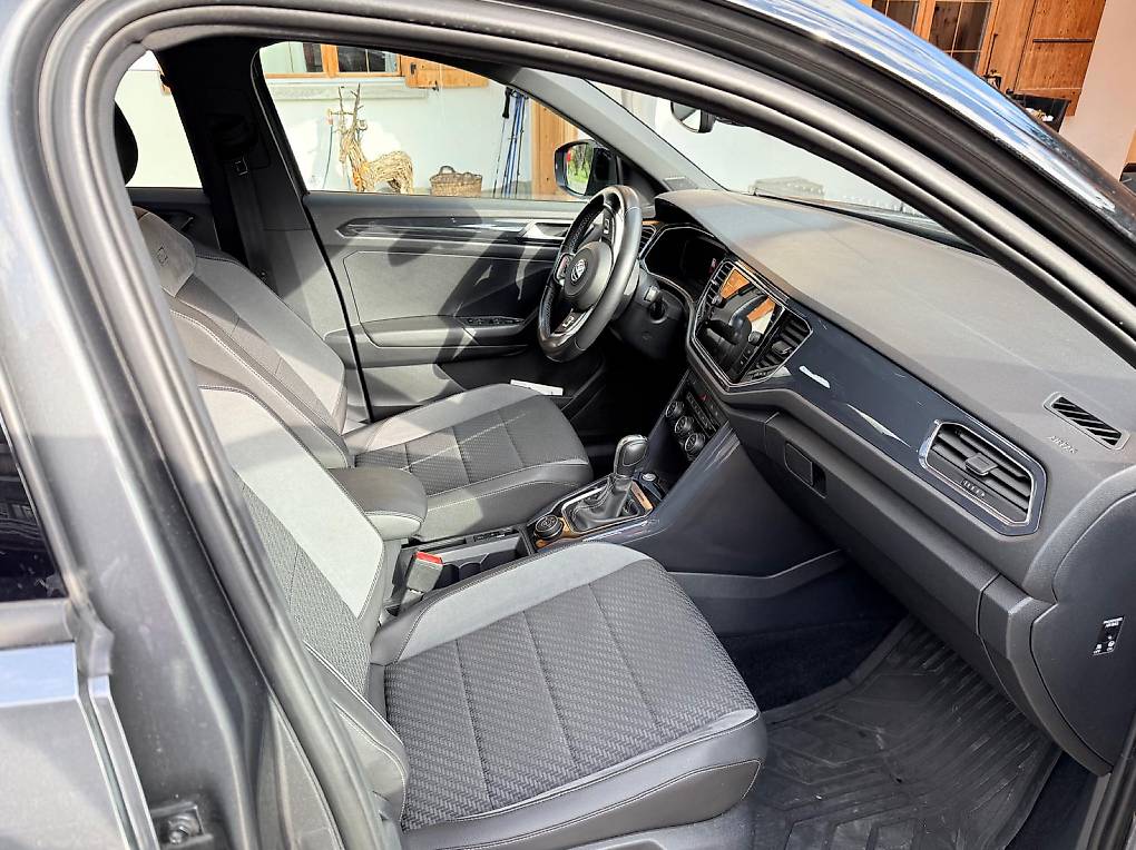 VW T-ROC-image-3