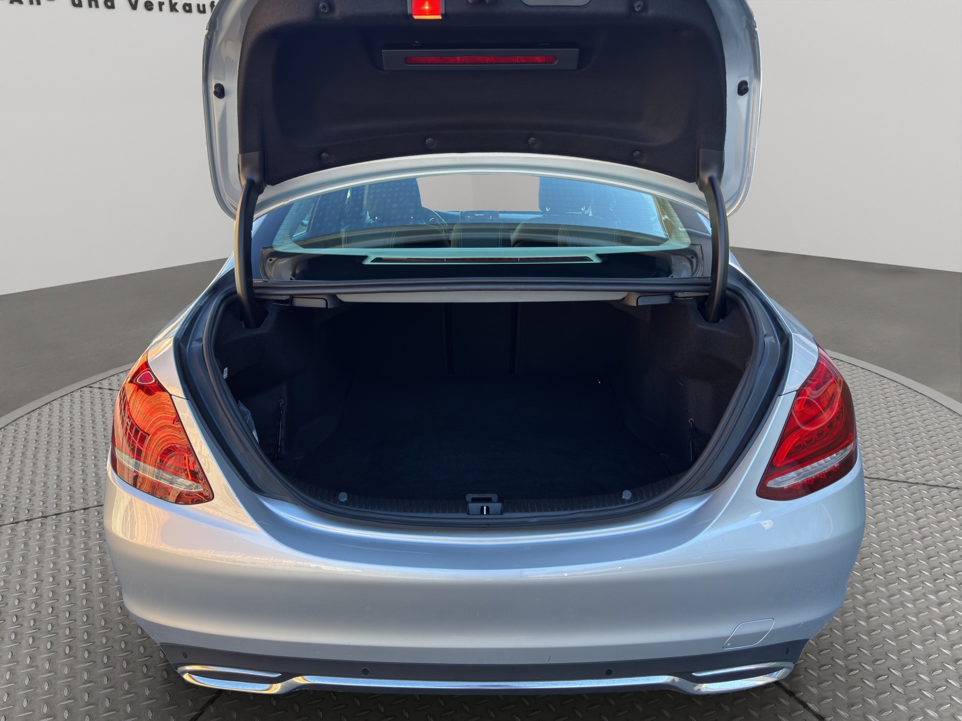 MERCEDES-BENZ C 220 BlueTEC Exclusive (Leasing oder Kredit möglich)-image-5