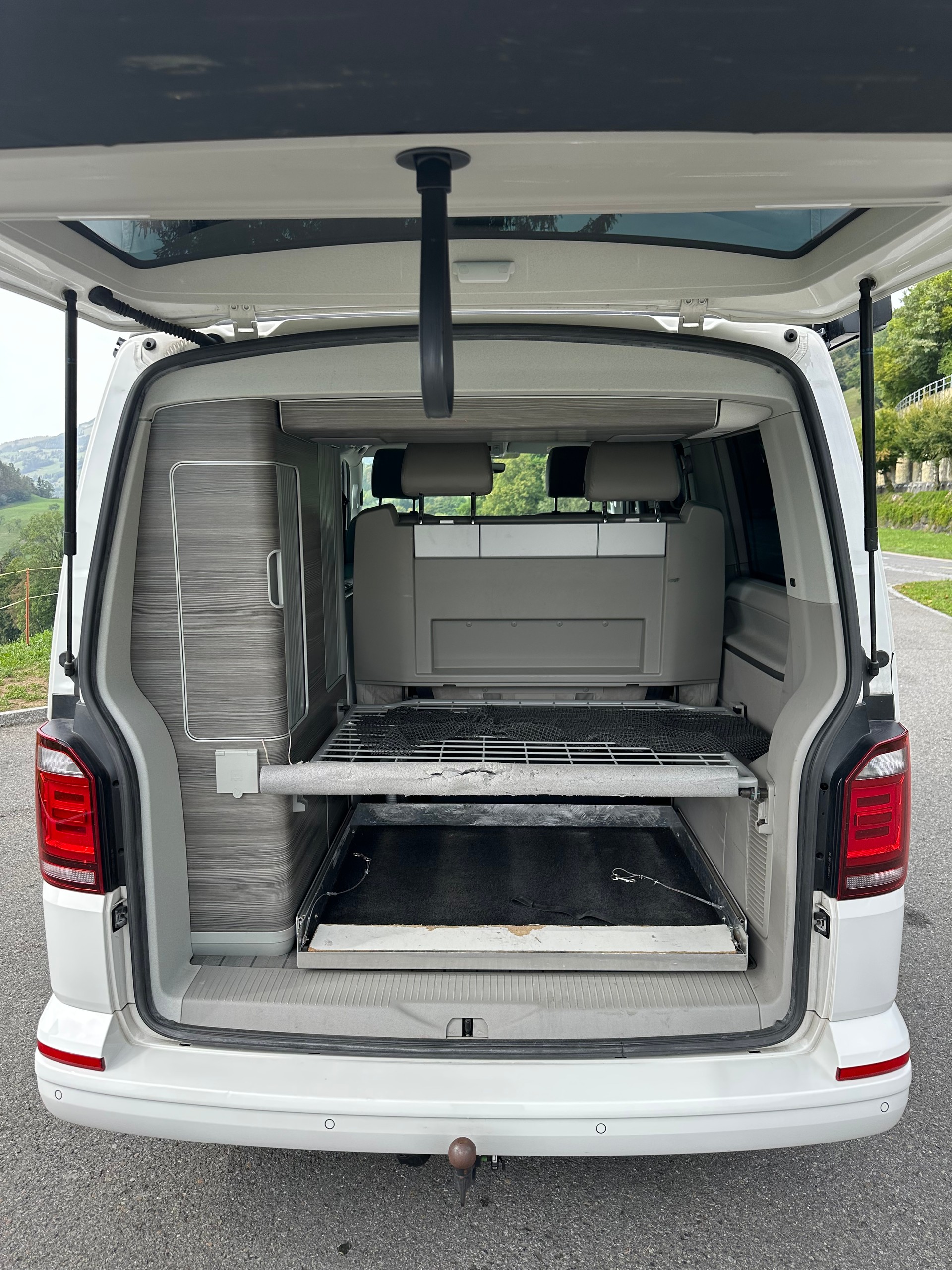 VW 2.0 TDI 150 Ocean GREY DSG-image-3