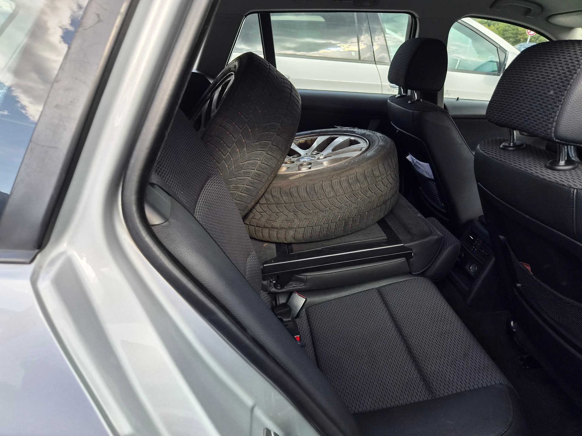 BMW 320d Touring more4you Steptronic-image-5
