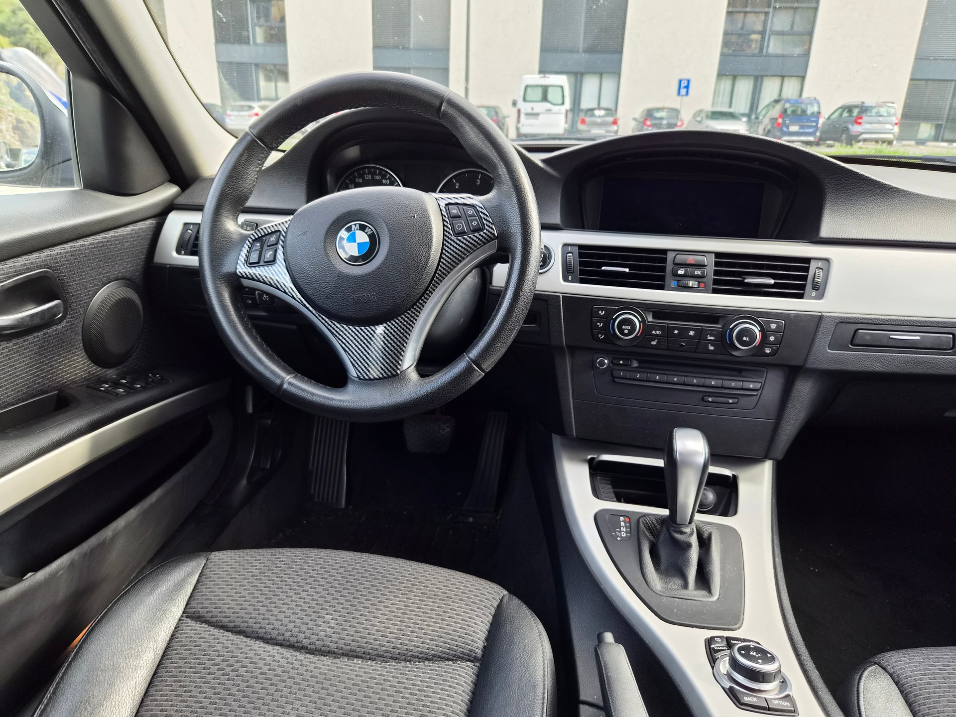 BMW 320d Touring more4you Steptronic-image-7