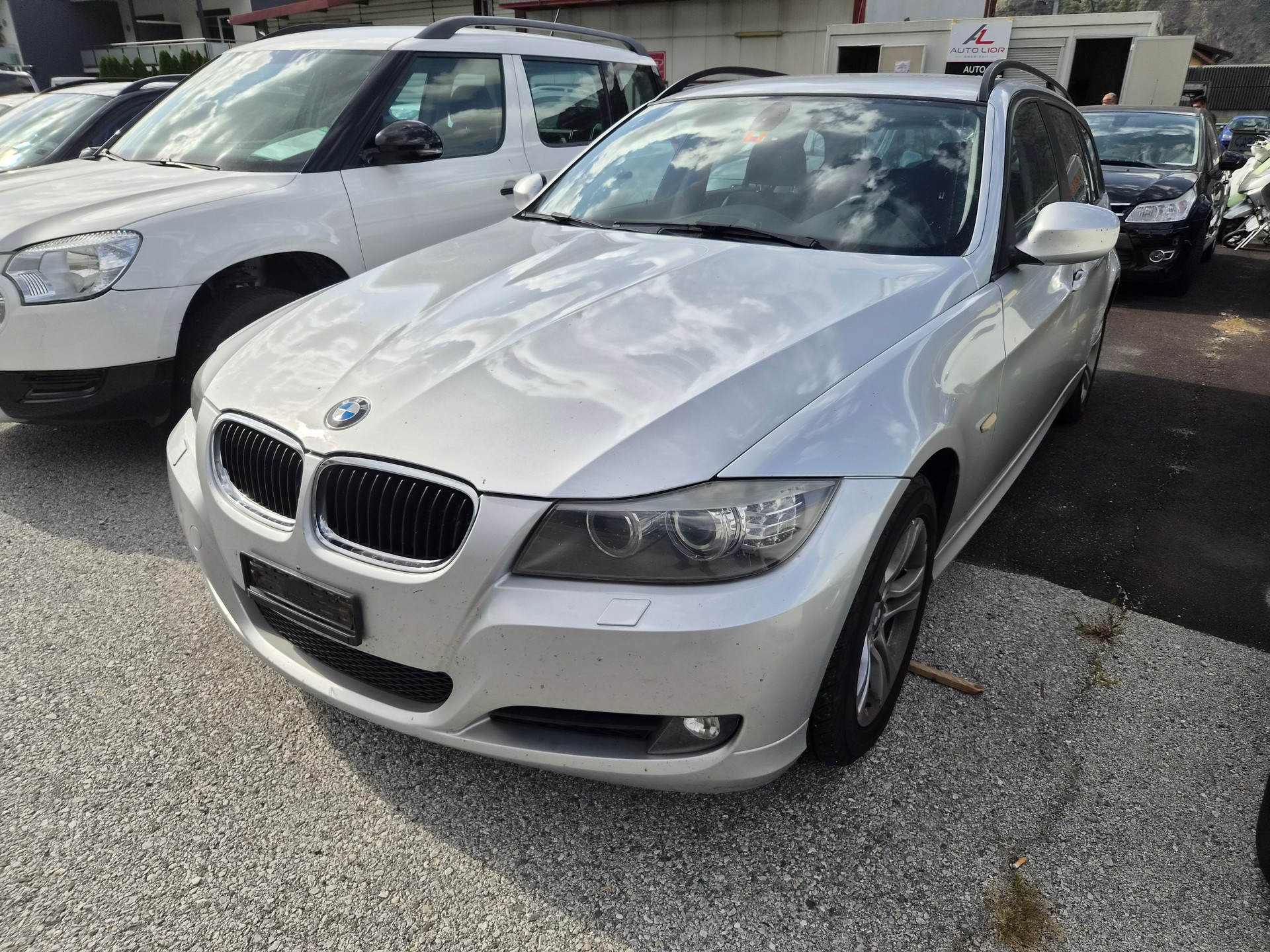 BMW 320d Touring more4you Steptronic-image-1