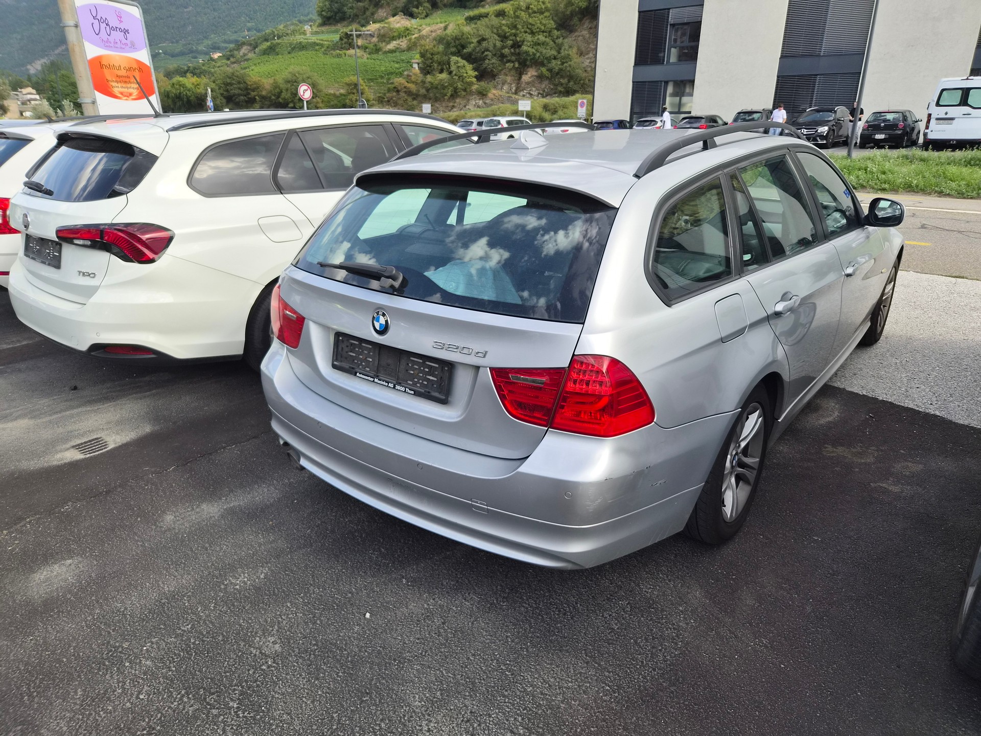 BMW 320d Touring more4you Steptronic-image-3