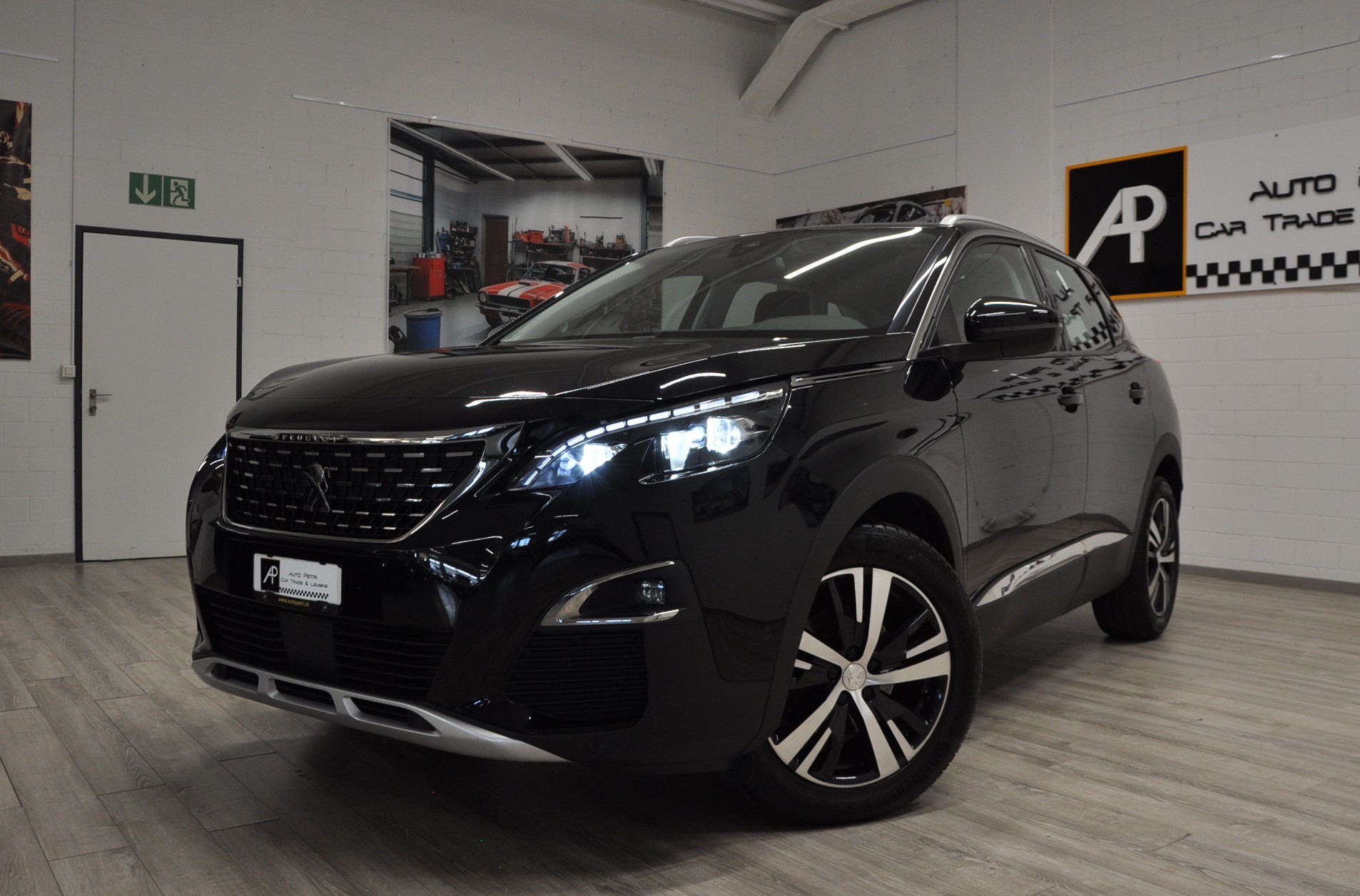 PEUGEOT 3008 1.5 BlueHDi Business Line EAT-image-1