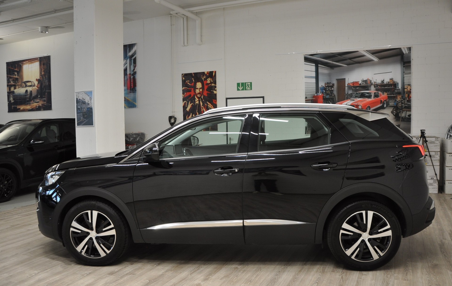 PEUGEOT 3008 1.5 BlueHDi Business Line EAT-image-2