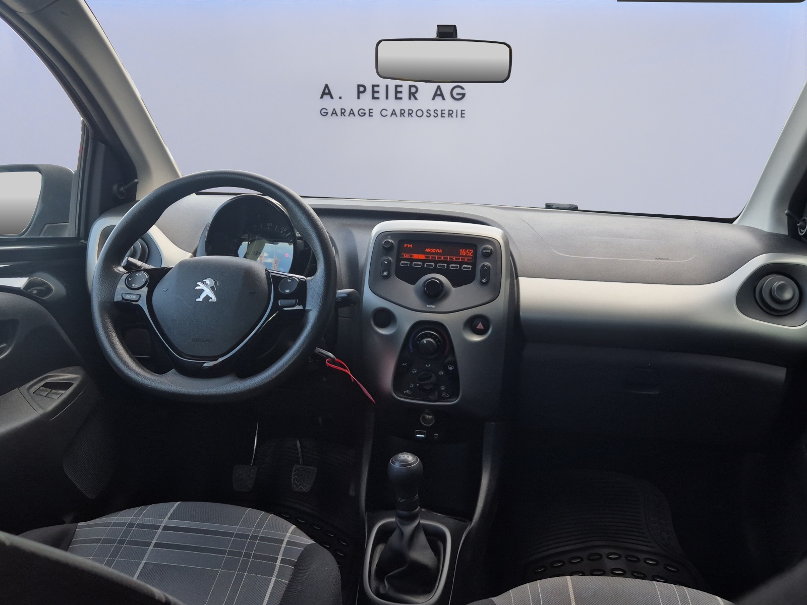 PEUGEOT 108 1.0 VTi Access-image-8