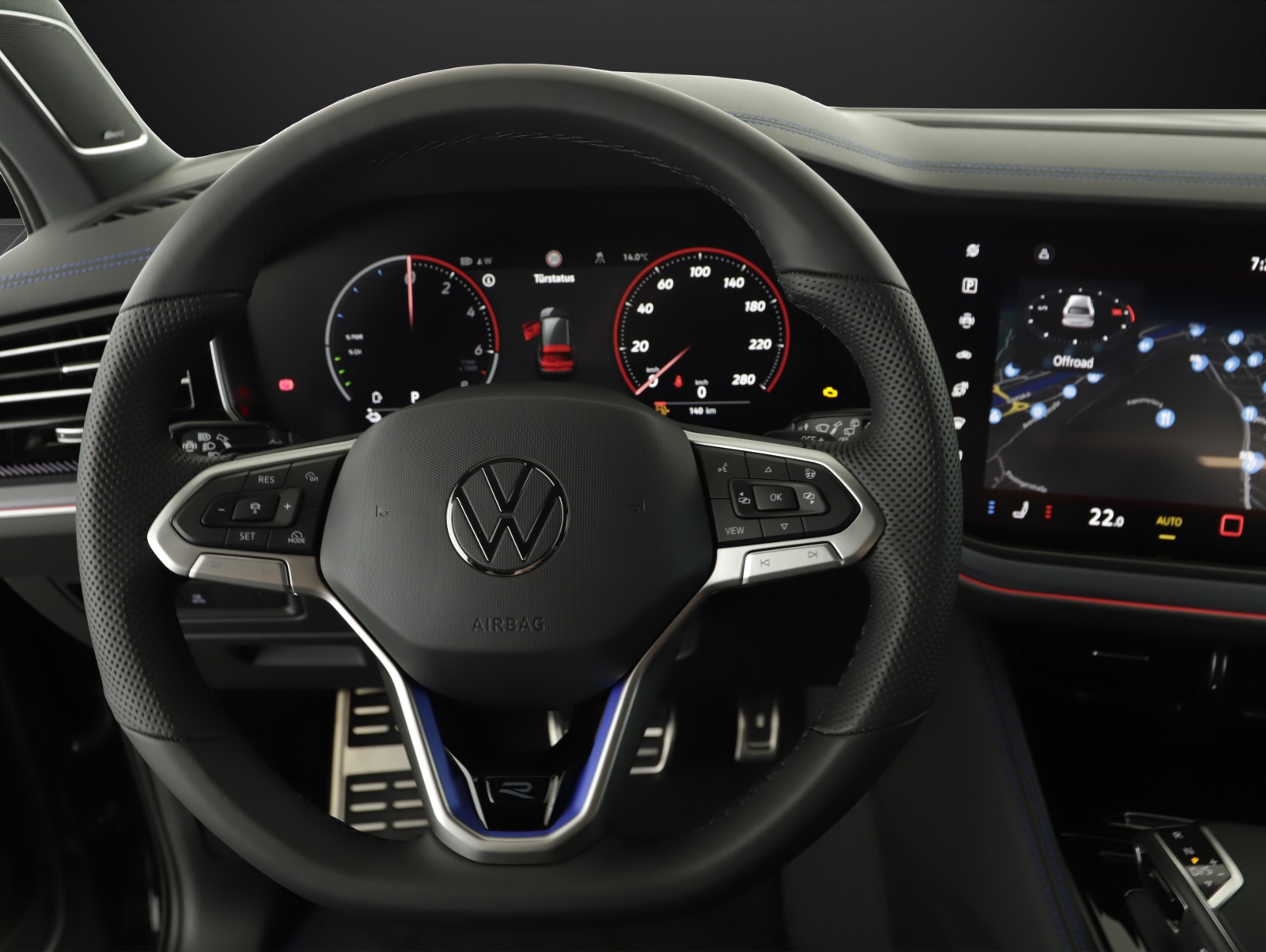 VW Touareg 3.0 TSI eHybrid R Tiptronic-image-10