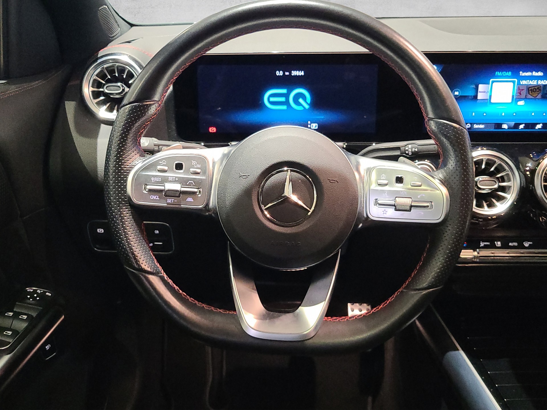 MERCEDES-BENZ EQA 300 AMG 4M Swiss Star-image-13
