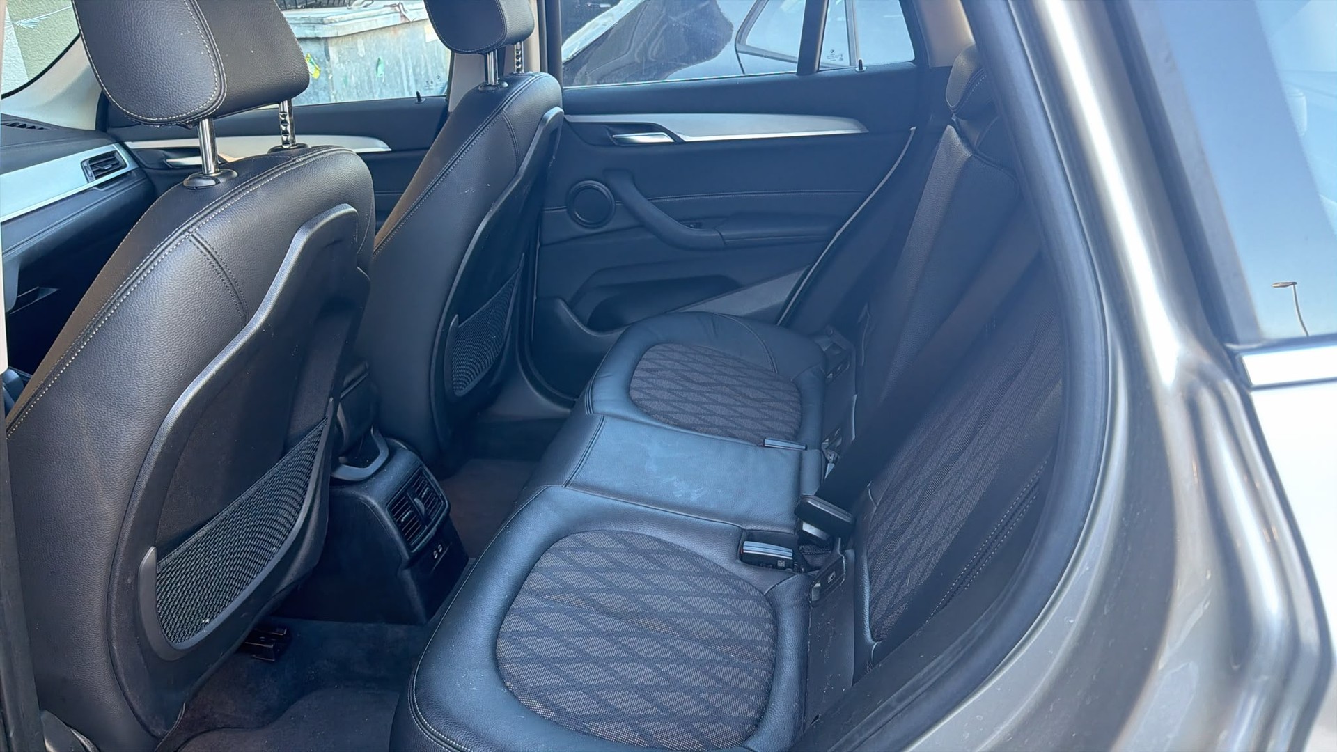 BMW X1 xDrive 25e xLine Steptronic-image-11
