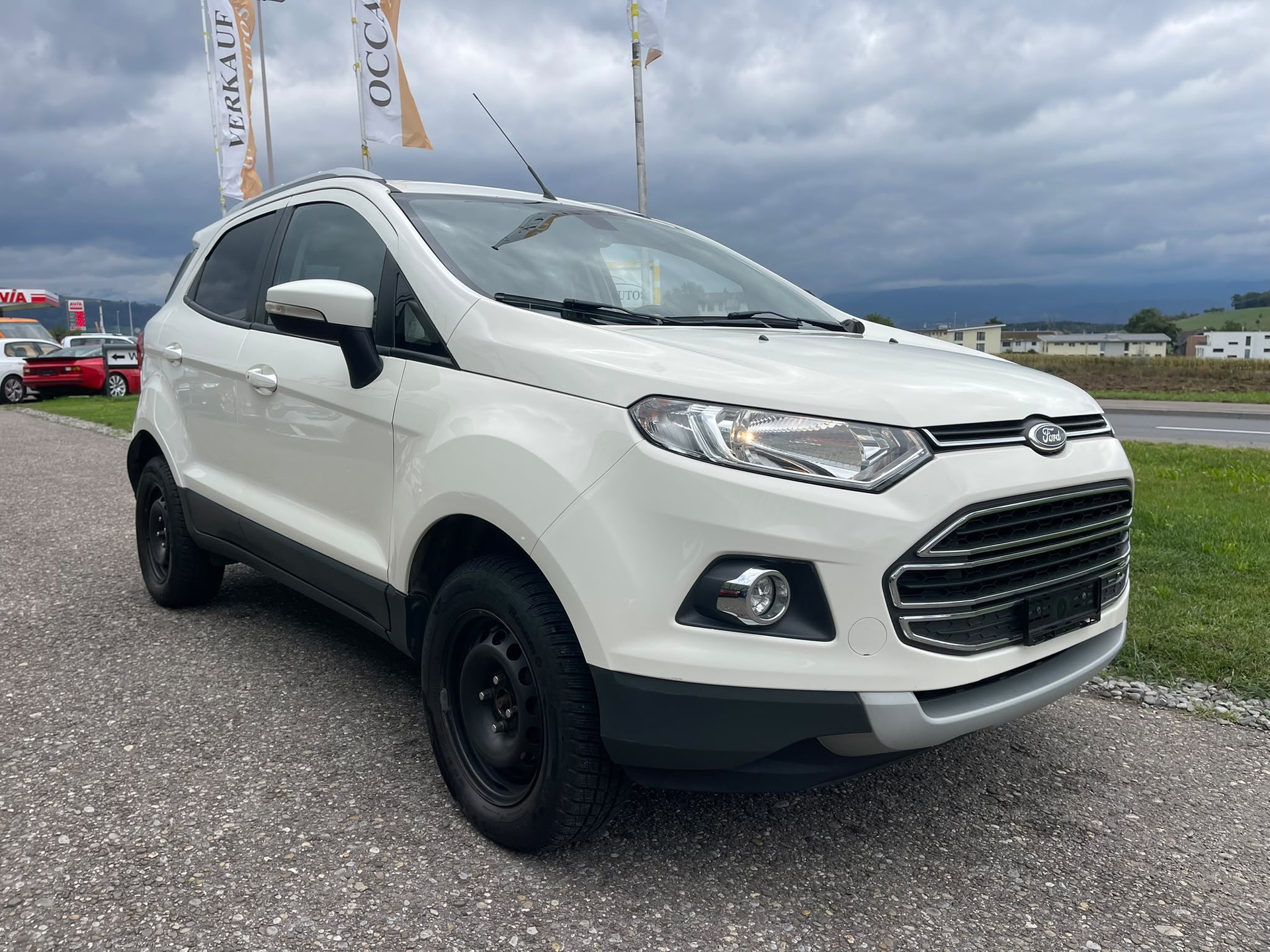 FORD EcoSport 1.0 SCTi Titanium-image-2