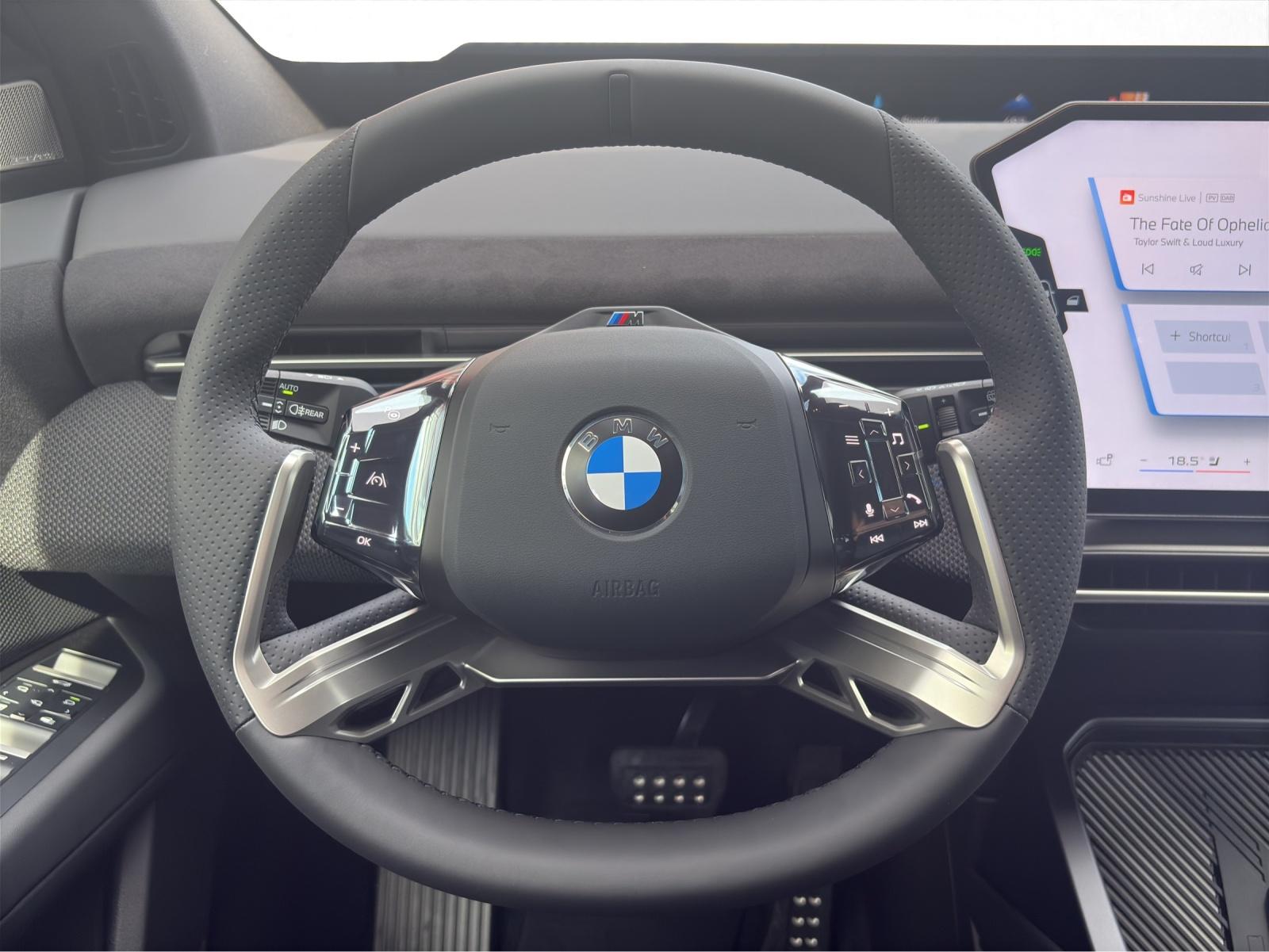 BMW iX3 50 xDrive-image-10