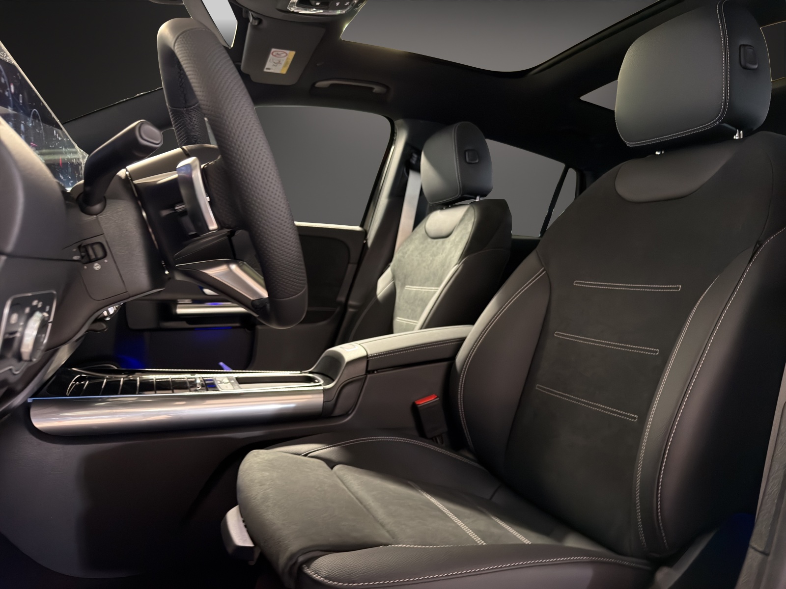 MERCEDES-BENZ GLA 220 d 4MATIC Swiss Star-image-8