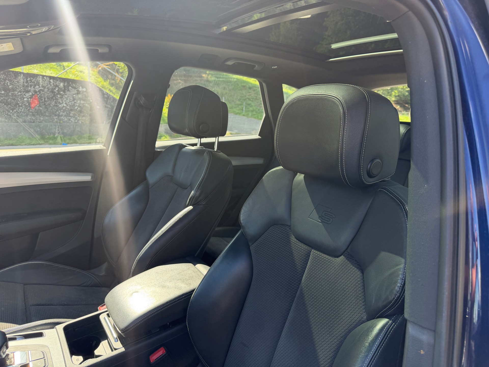 AUDI Q5 2.0 TDI quattro S-tronic S-Line-image-9