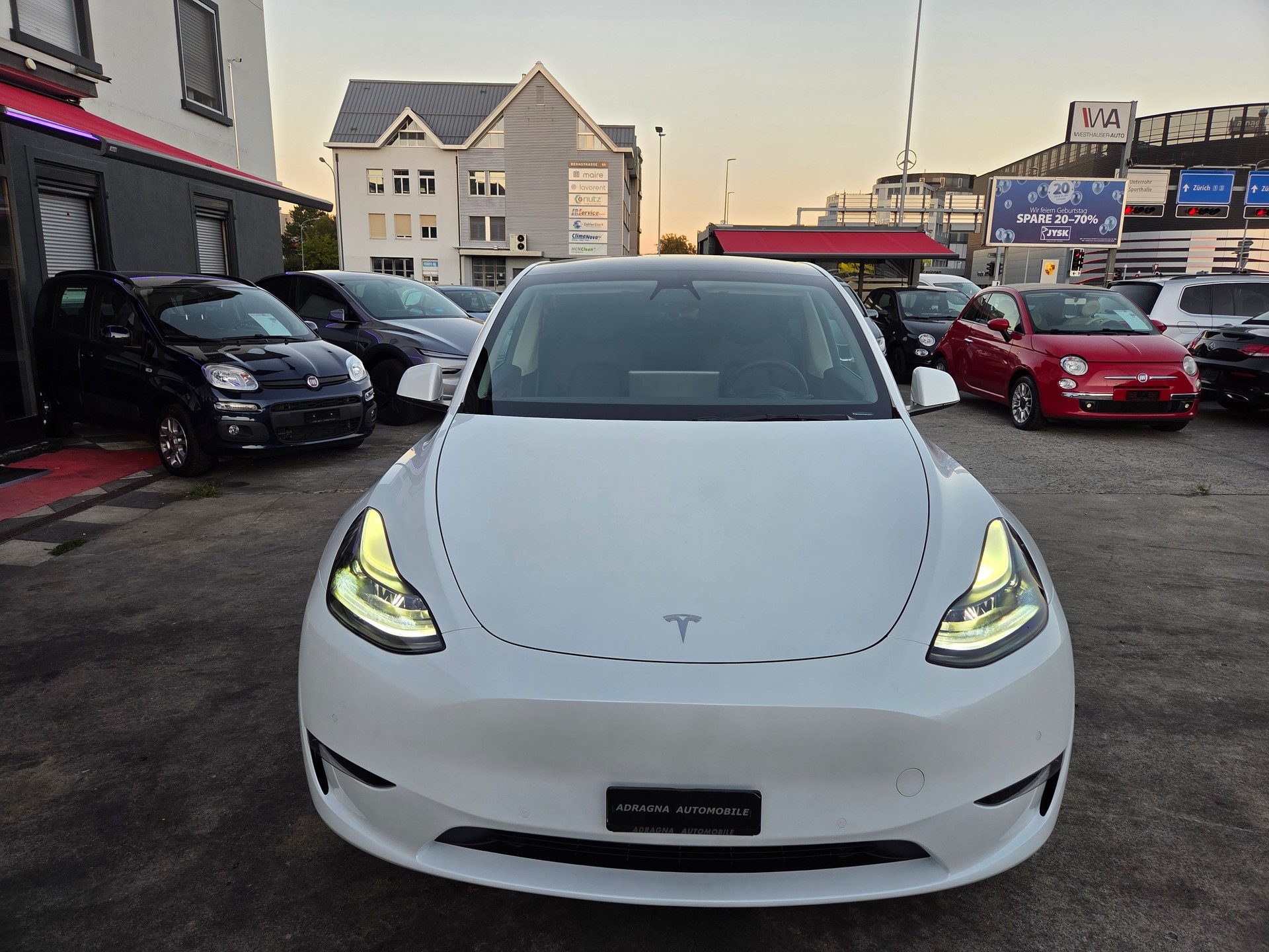 TESLA Model Y Long Range-image-10