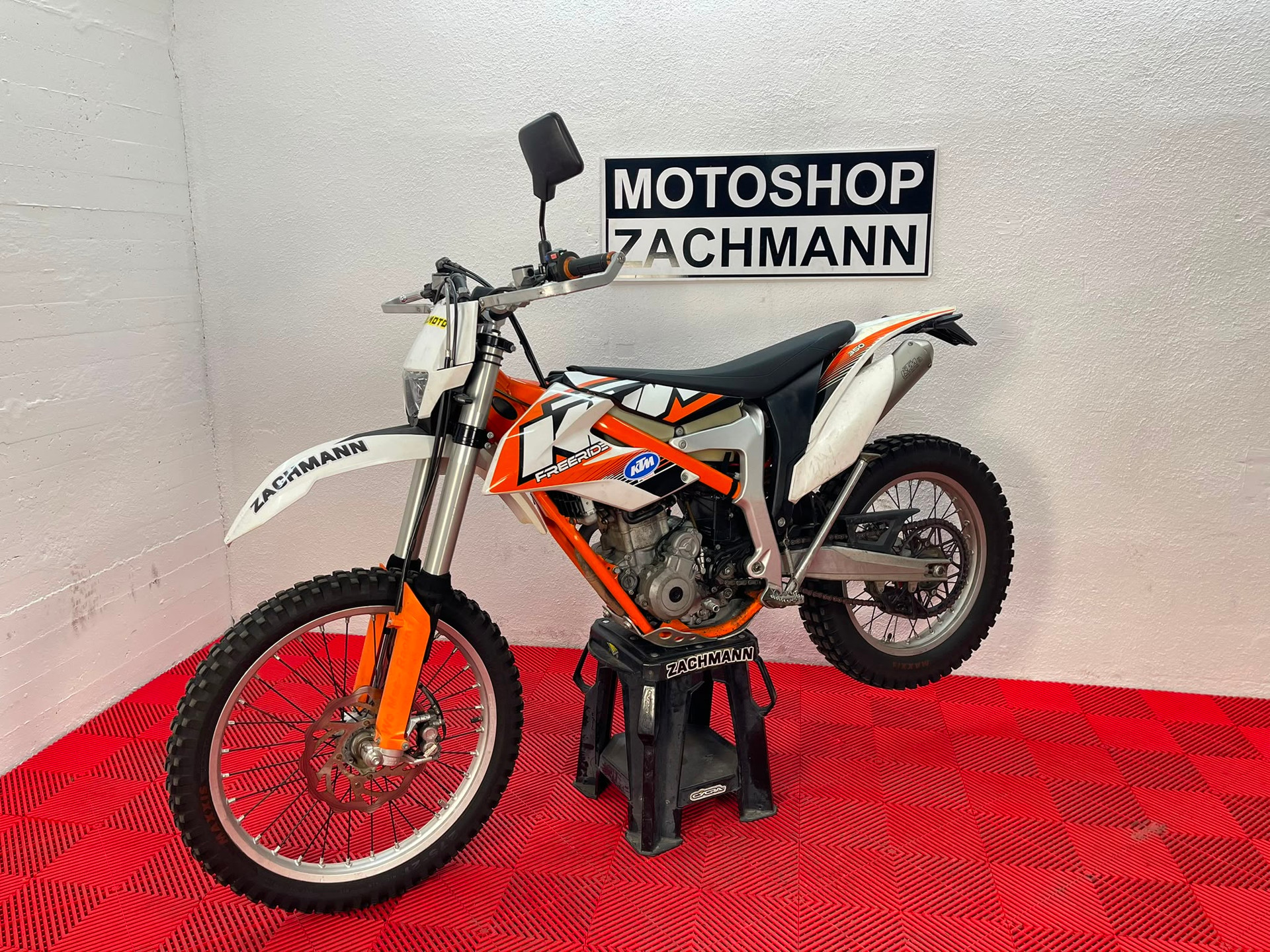 KTM 350 F Freeride-showroom-element-1