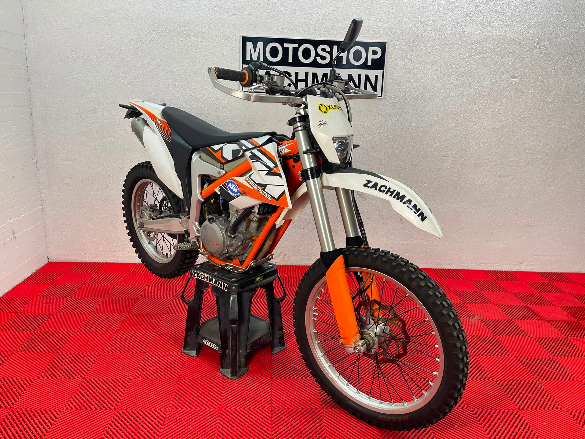 KTM 350 F Freeride-showroom-element-2
