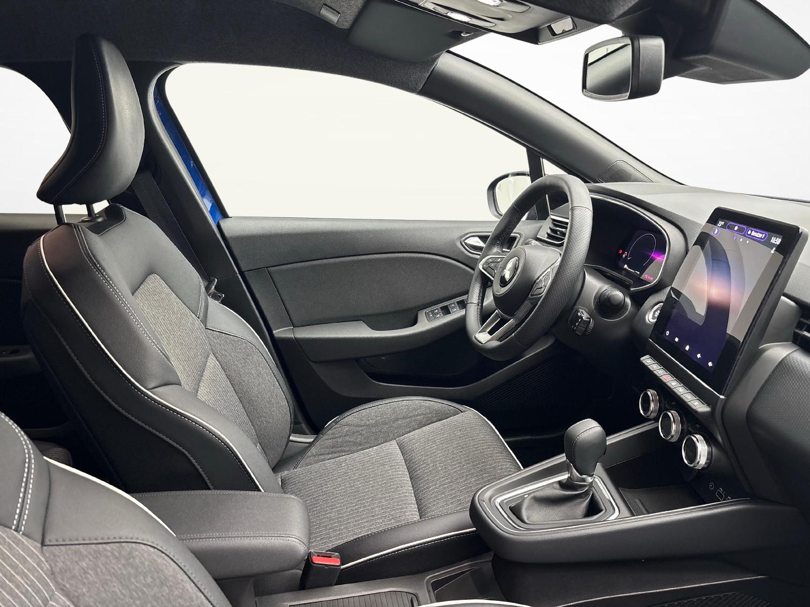 MITSUBISHI Colt 1.6 HEV Instyle-image-9