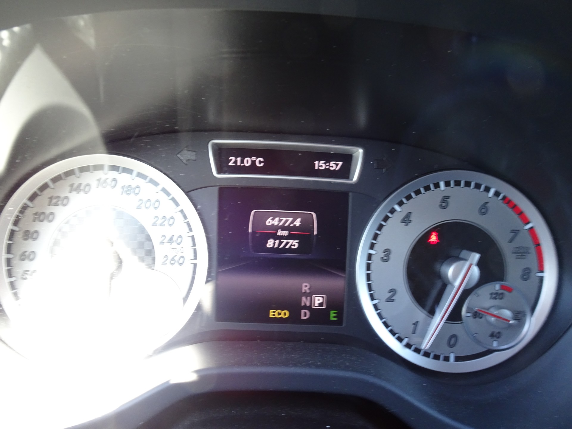 MERCEDES-BENZ A 250 AMG Line 4Matic 7G-DCT-image-13