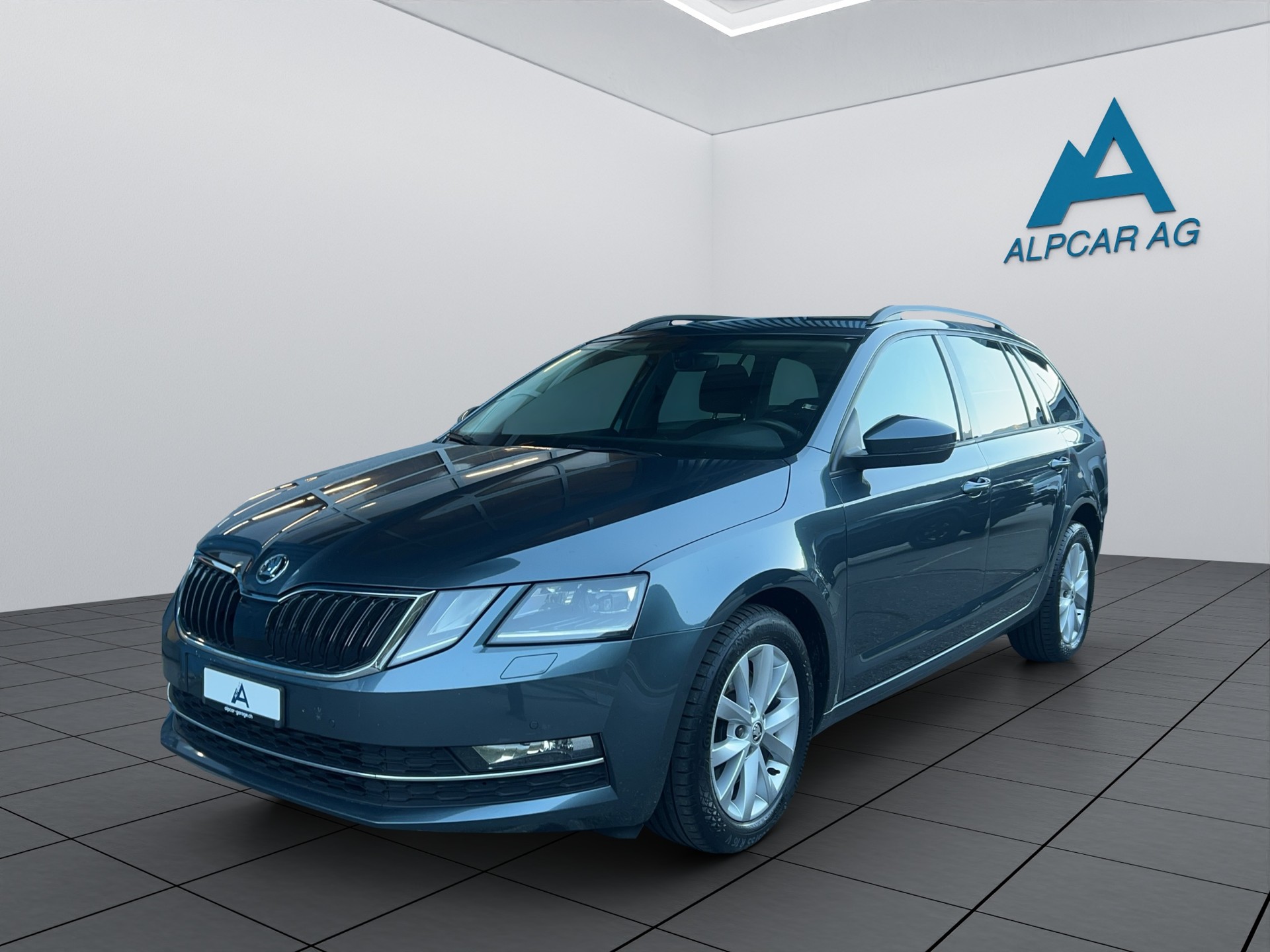 SKODA Octavia Combi 2.0 TDI 4x4 DSG-image-2