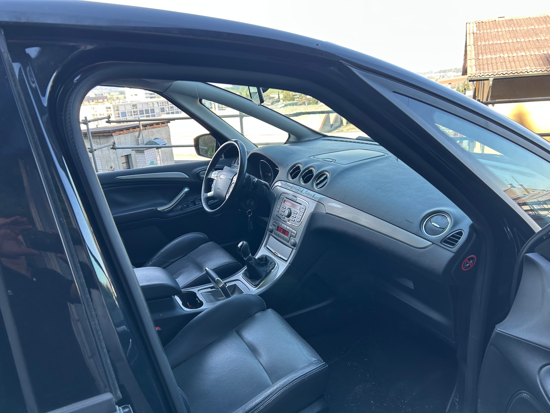 FORD S-Max 2.0i Titanium-image-11