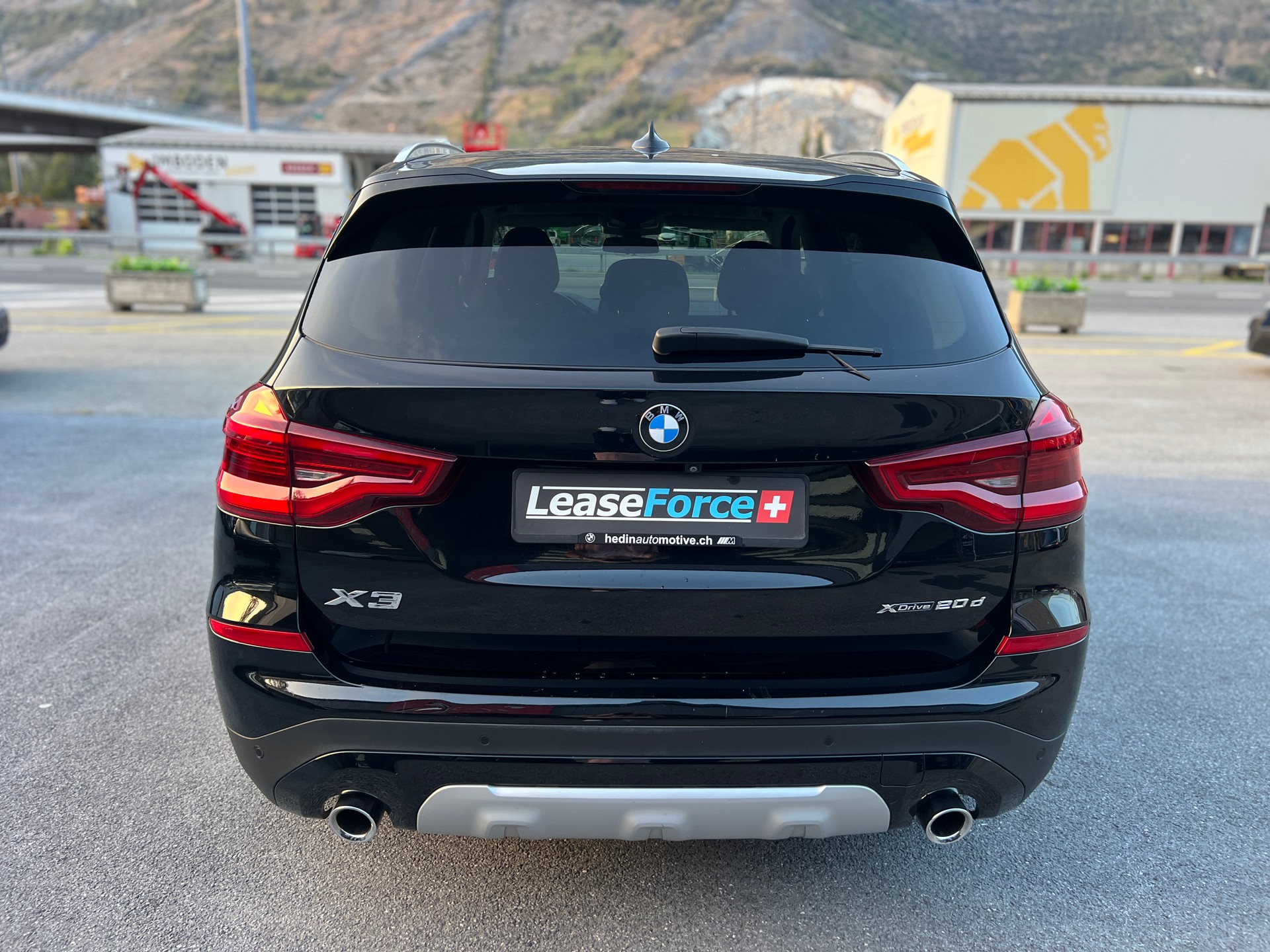 BMW X3 xDrive 20d Individual xLine Steptronic-image-6
