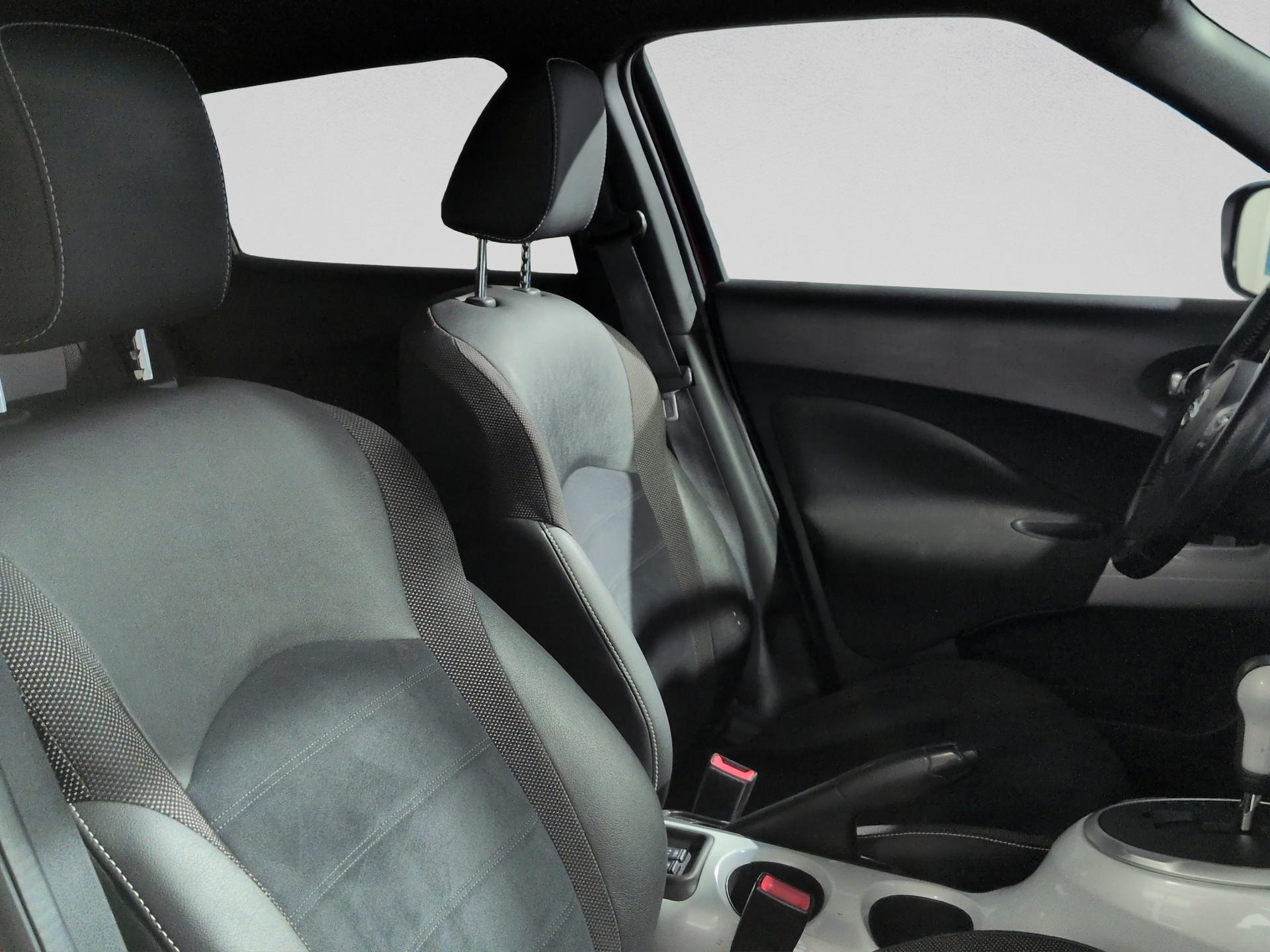 NISSAN Juke 1.6 DIG-T N-Connecta 4x4 Xtronic M-CVT-image-16