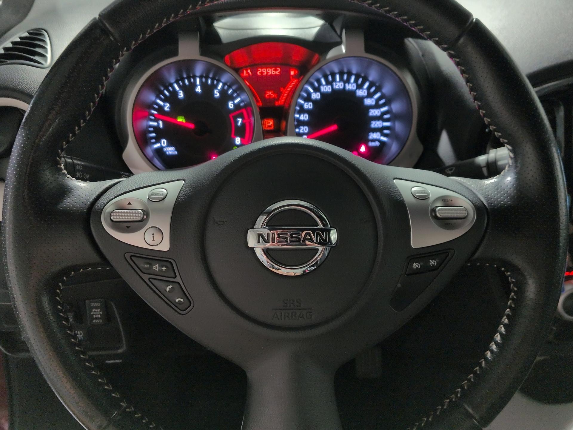 NISSAN Juke 1.6 DIG-T N-Connecta 4x4 Xtronic M-CVT-image-9